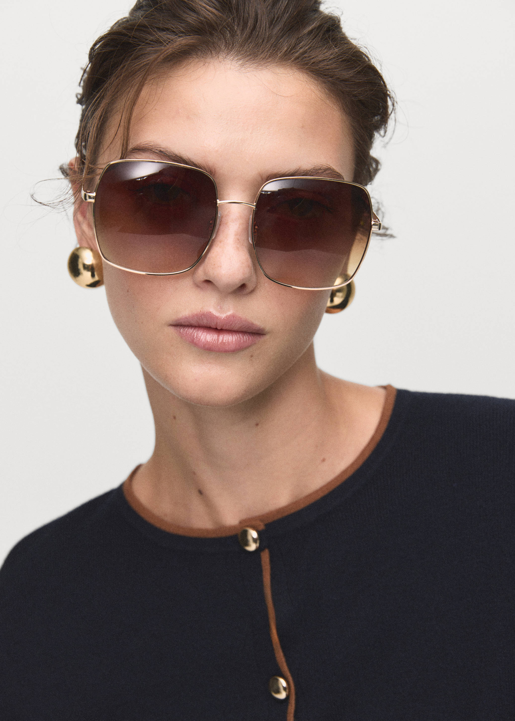 Kardigan z rozcięciem przy mankiecie - Szczegóły artykułu 1