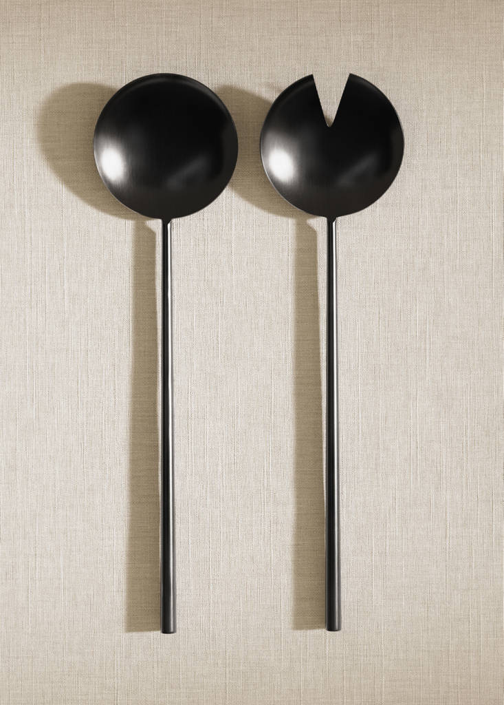 Set of 2 matte stainless steel serving utensils — Black