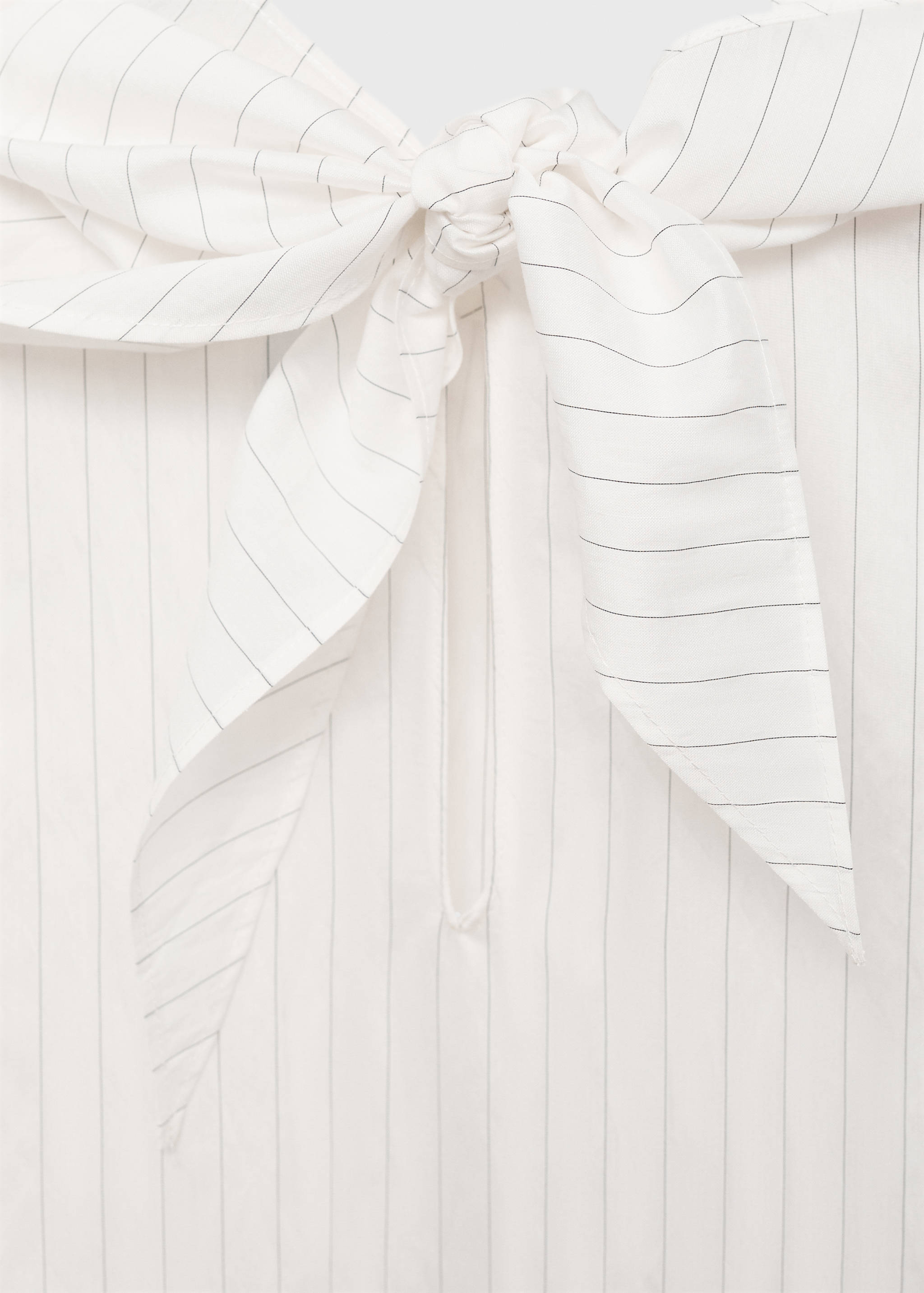 Striped blouse with handkerchief - Details of the article 0