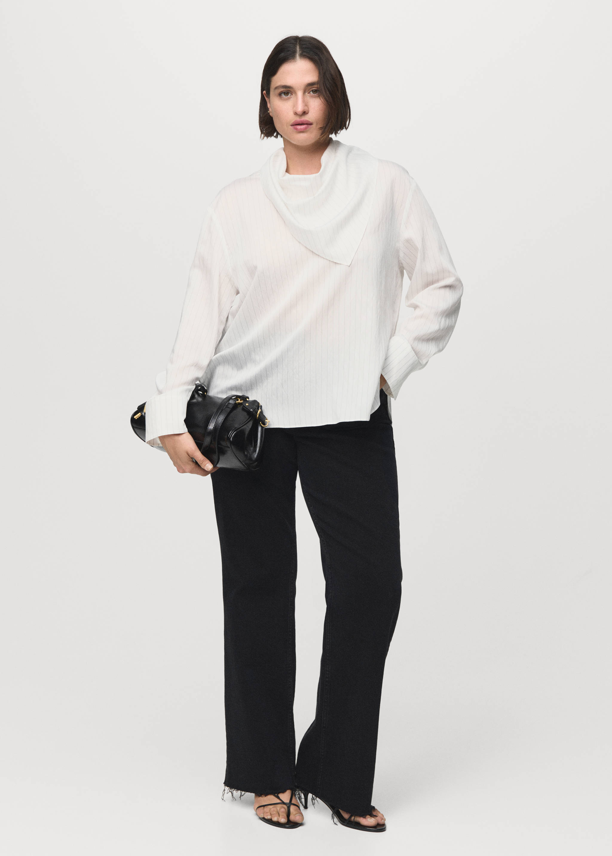 Striped blouse with handkerchief - Details of the article 3