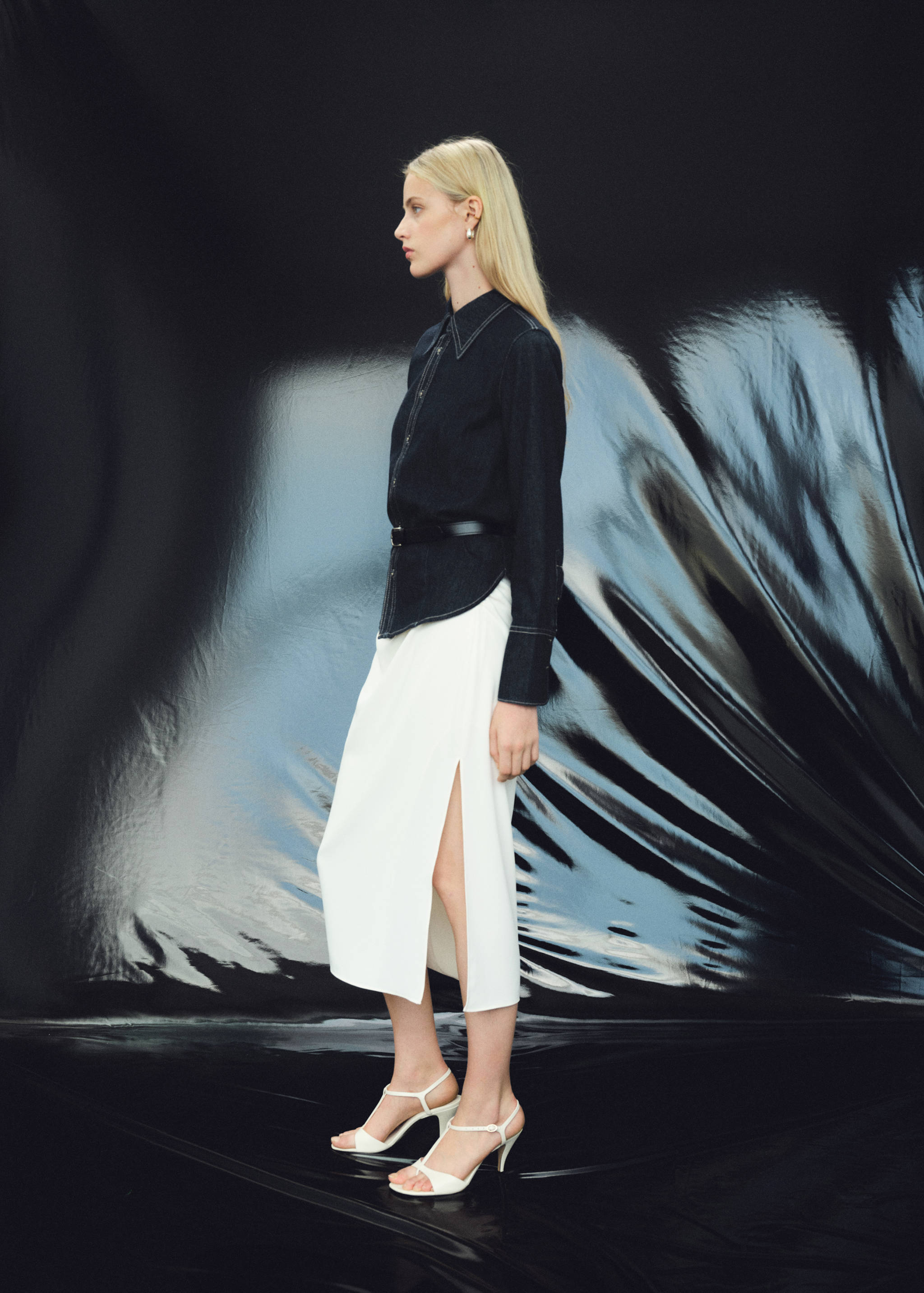 Denim shirt with seams - Medium plane