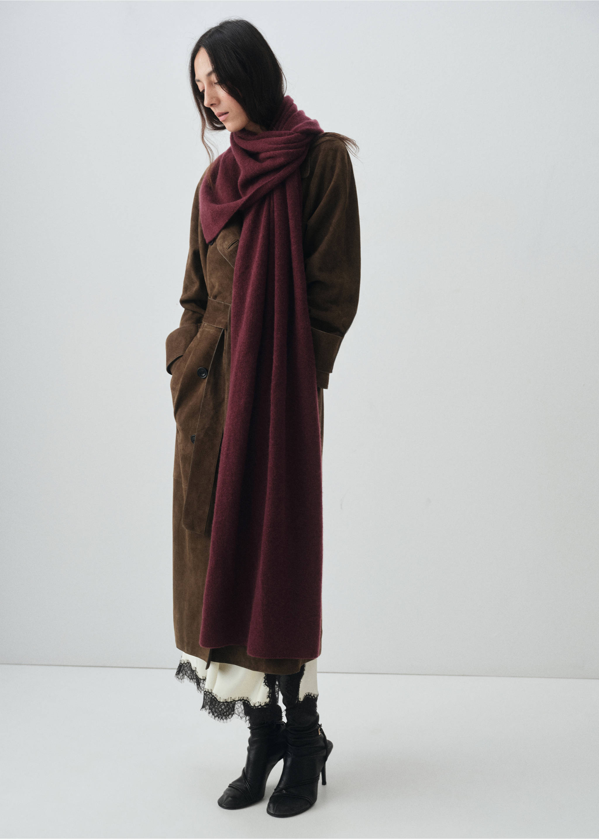 Écharpe 100 % cachemire - Plan général, Bordeaux. Ref: 17045976-00.