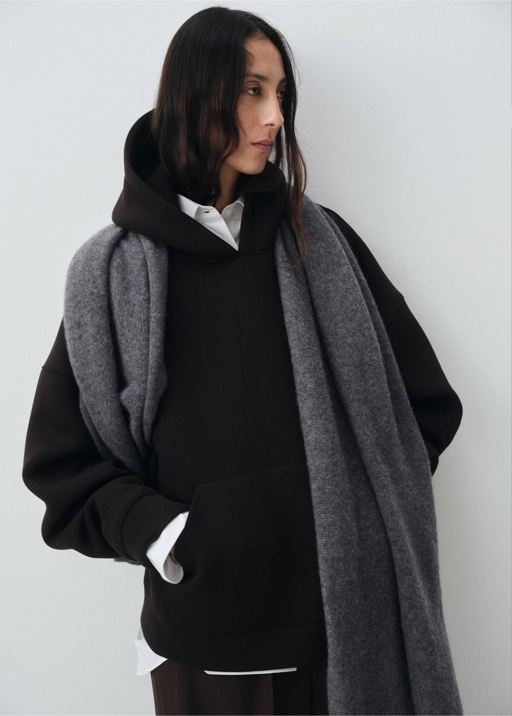 Écharpe 100 % cachemire - Détail de l'article 9, Gris chiné moyen. Ref: 17045976-00.