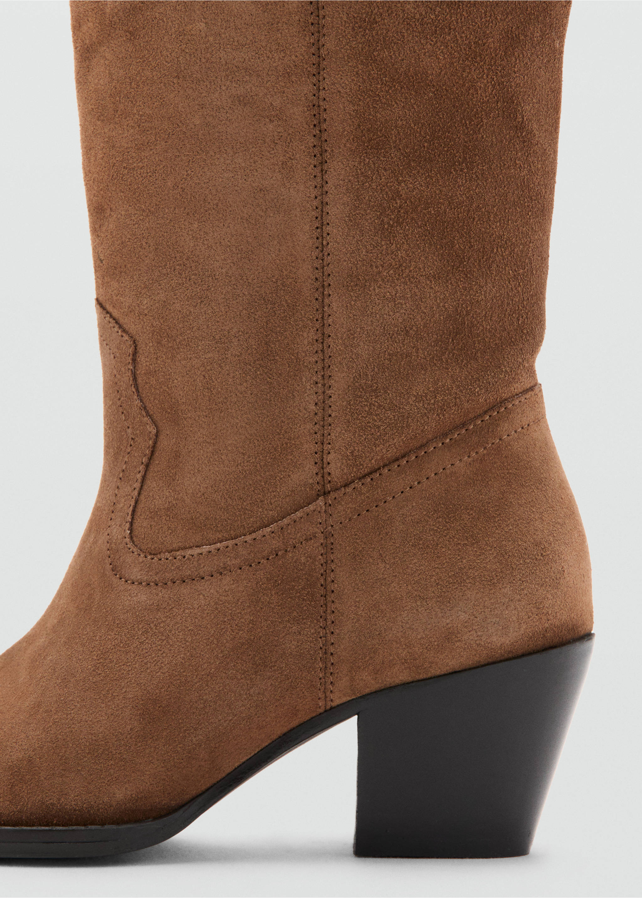 Heeled leather boots - Details of the article 2, Medium Brown. Ref: 17045978-00.