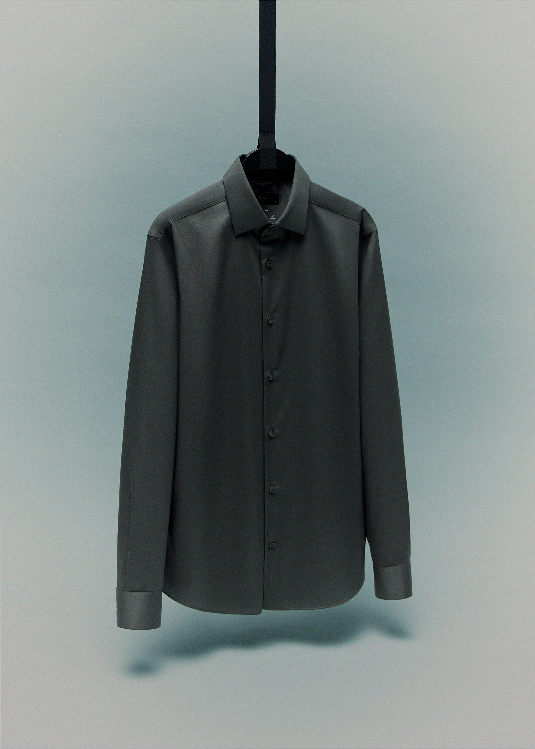 Chemise comfort stretch non-iron - Détail de l'article 9, Kaki. Ref: 17045980-00.