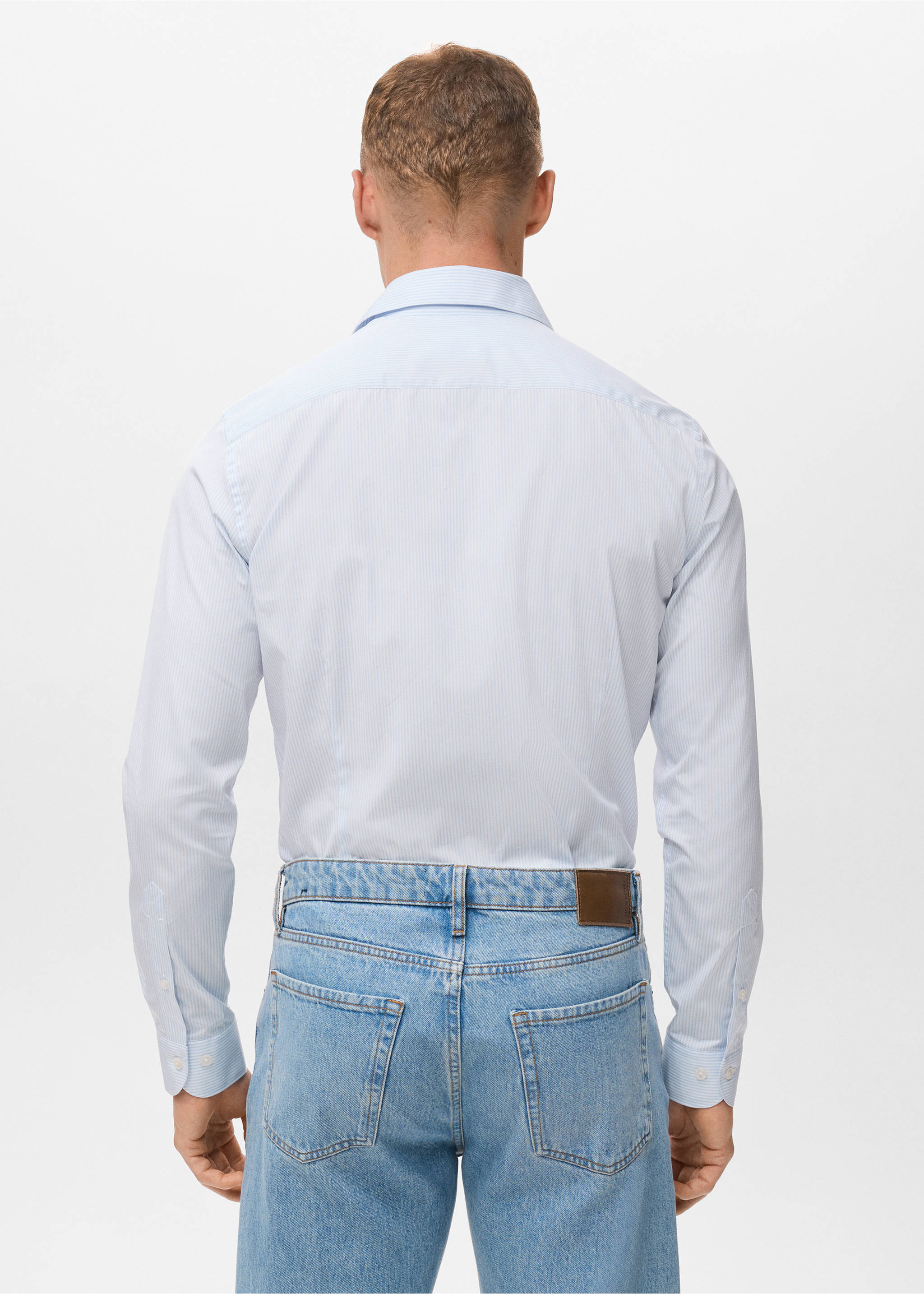 Gestreept slim-fit overhemd 100% katoen - Achterkant van het artikel, Hemelsblauw. Ref: 17046001-00.