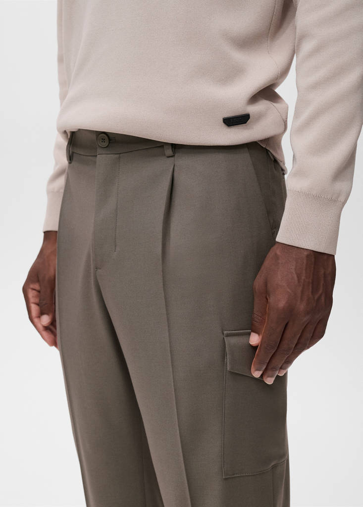 Slim-fit Thermolite® cargo trousers — Medium Brown