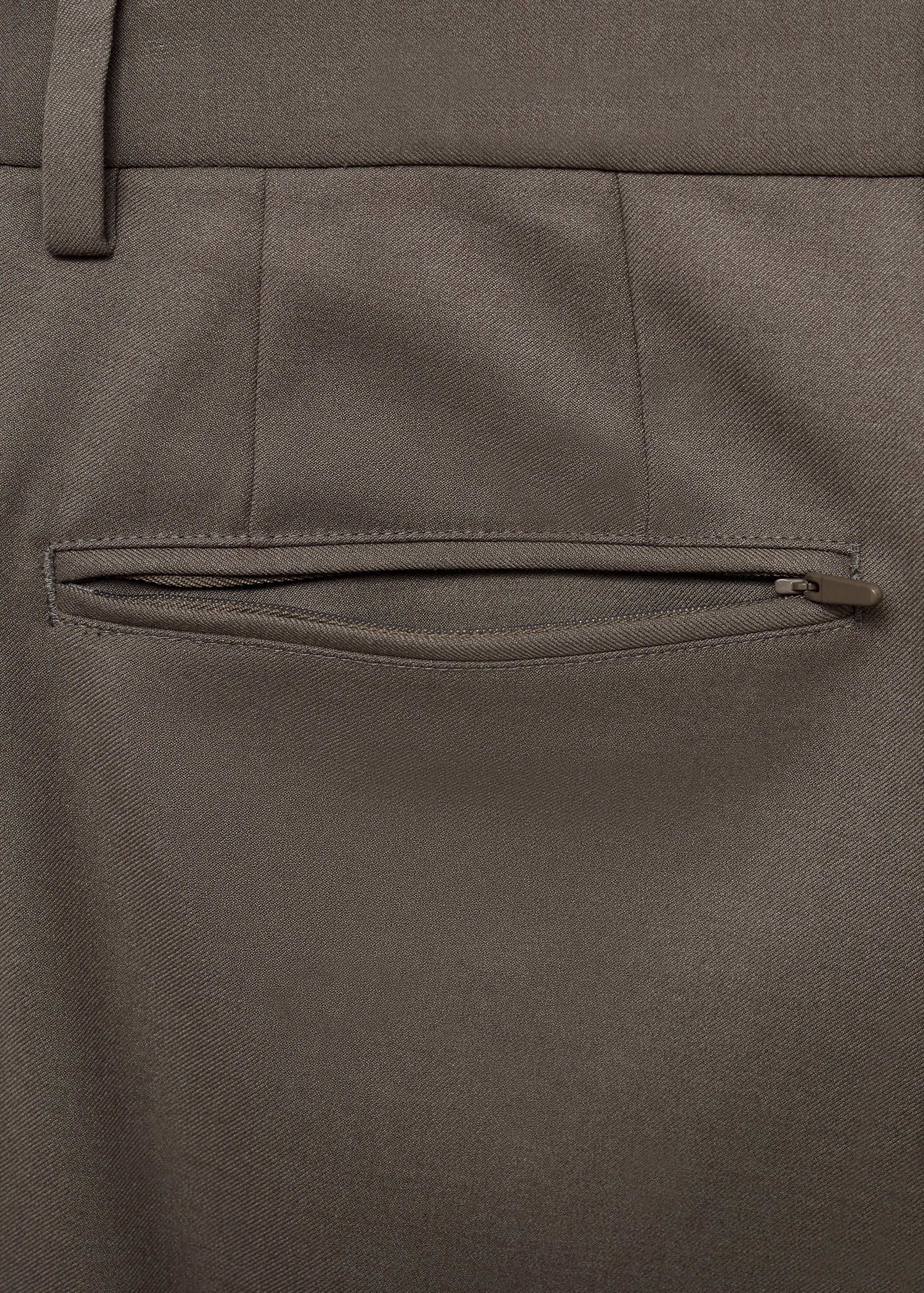 Slim-fit Thermolite® cargo pants - Details of the article 0