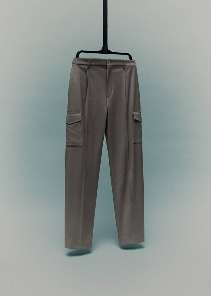 Slim-fit Thermolite® cargo trousers — Medium Brown