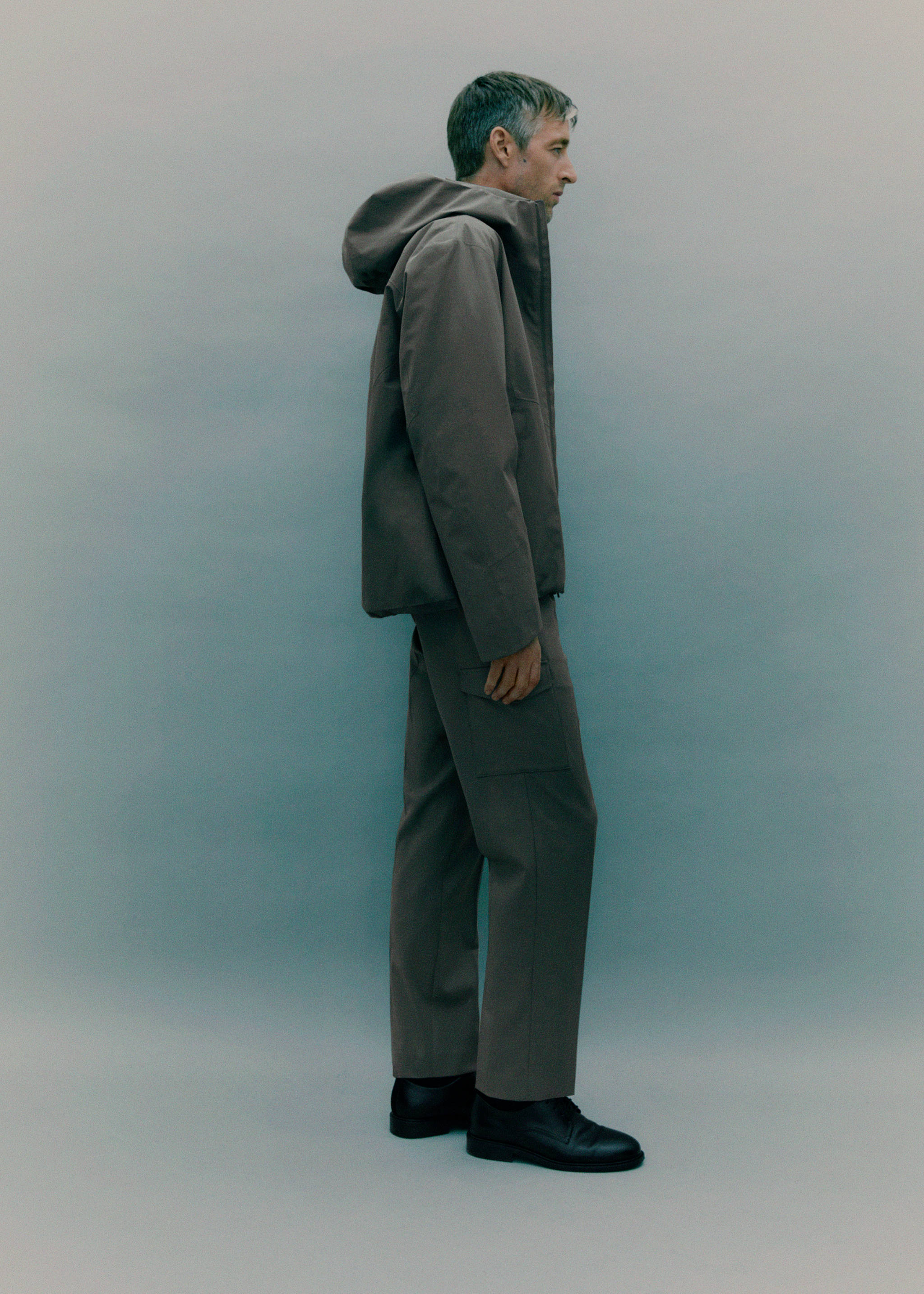 Slim-fit Thermolite® cargo pants - Details of the article 5