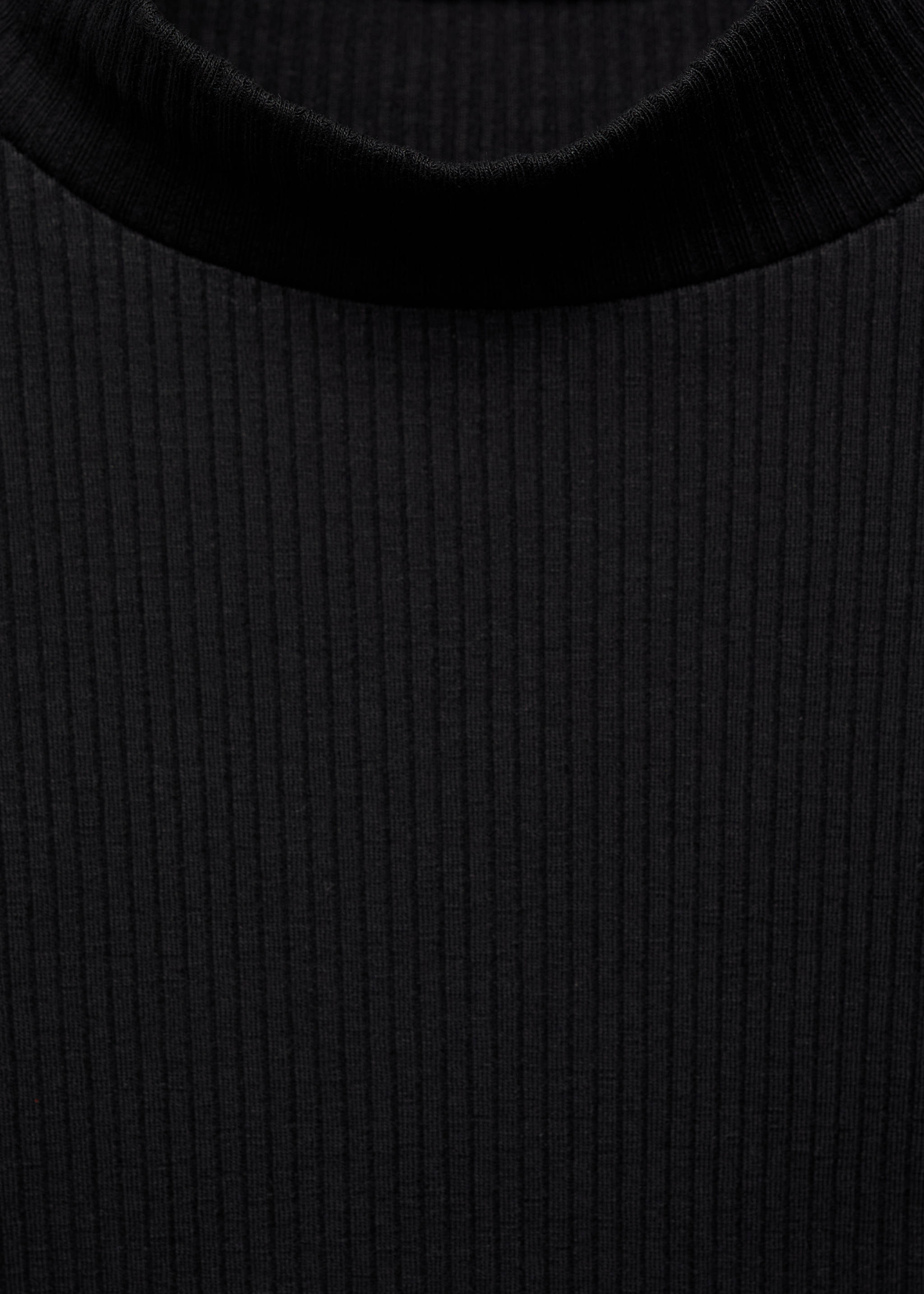 Ribbed high neck t-shirt - Details of the article 8