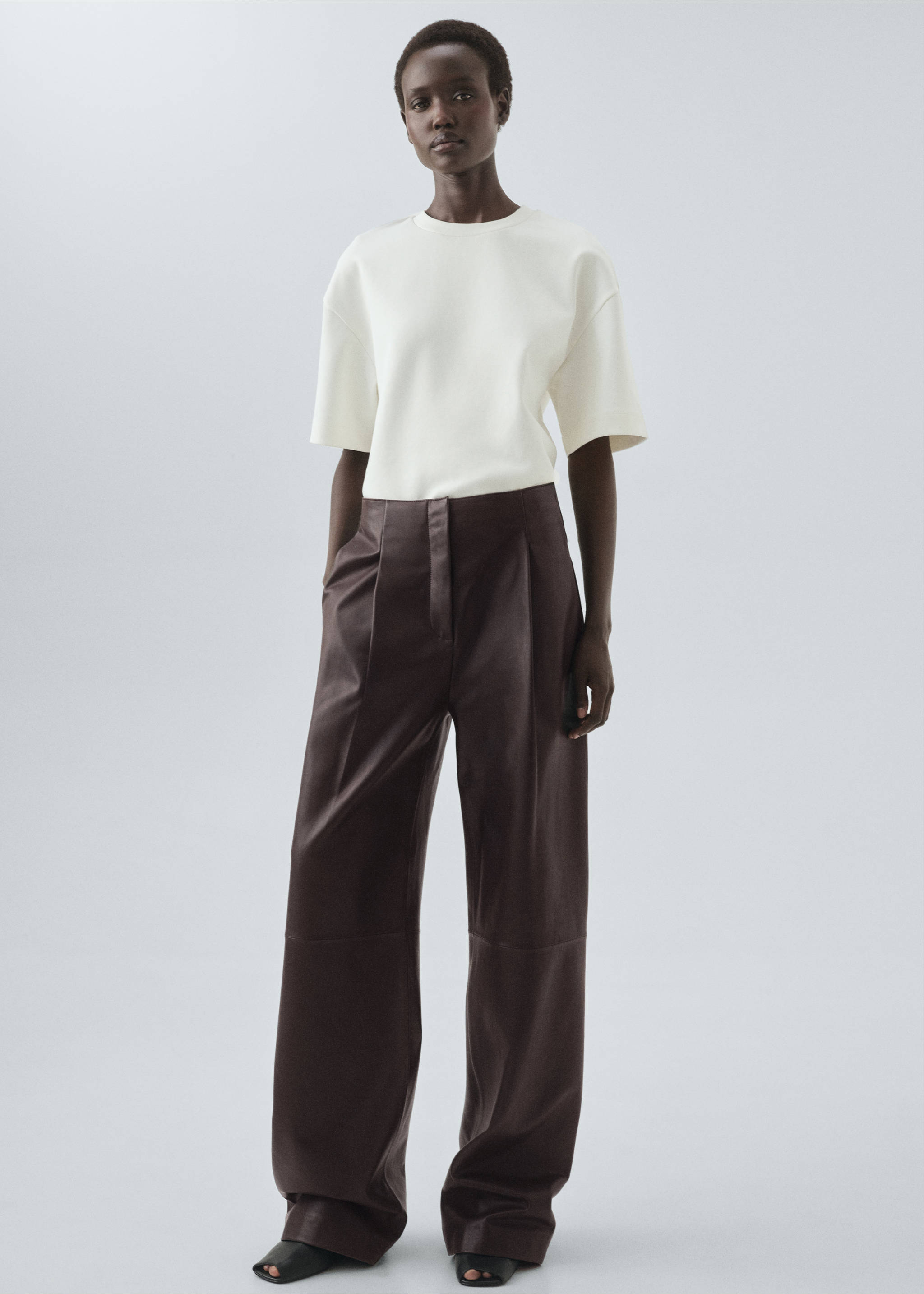 Pantalon droit 100% cuir - Plan général, Marron. Ref: 17046345-00.