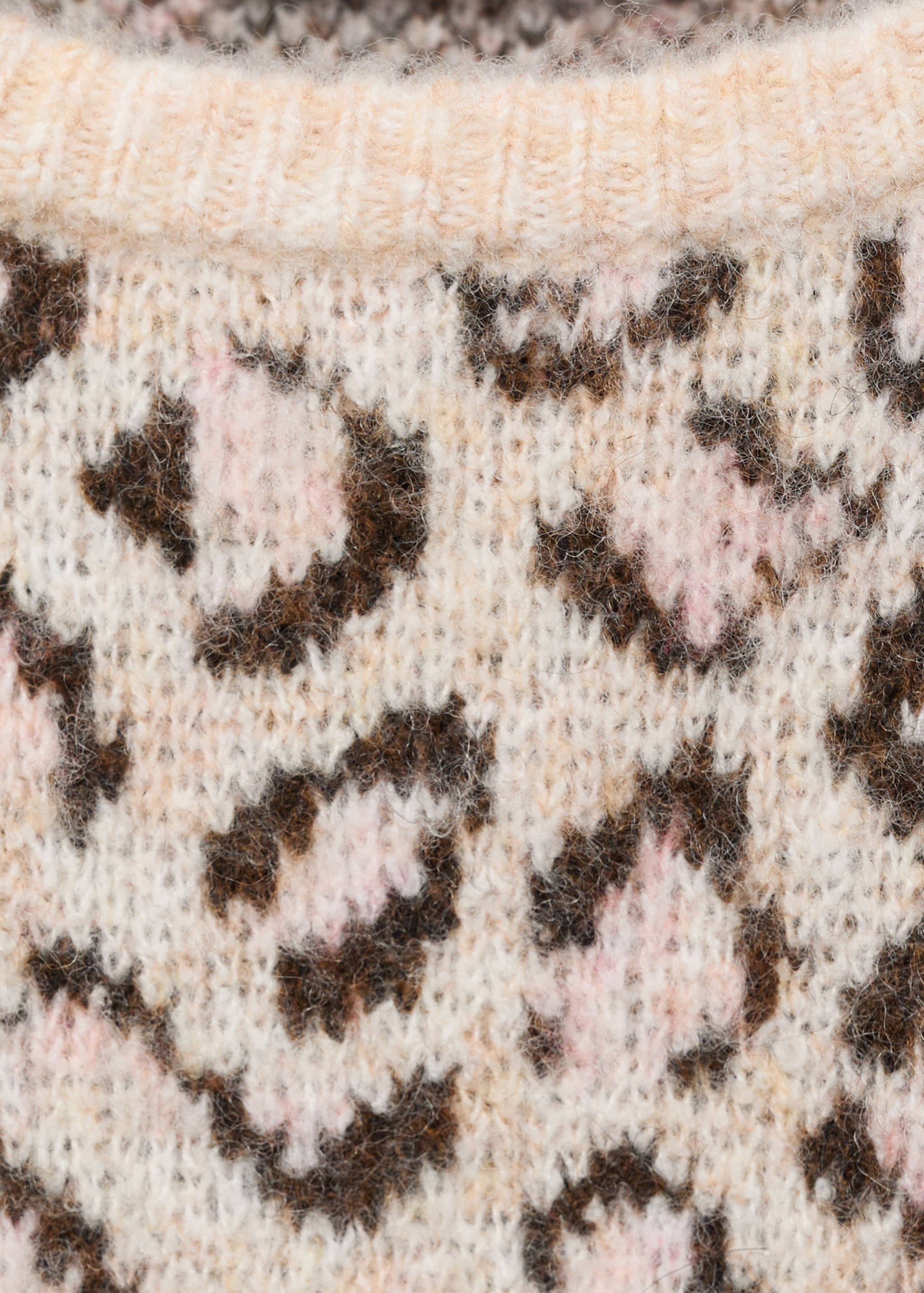 Leopard-print knitted sweater - Details of the article 0