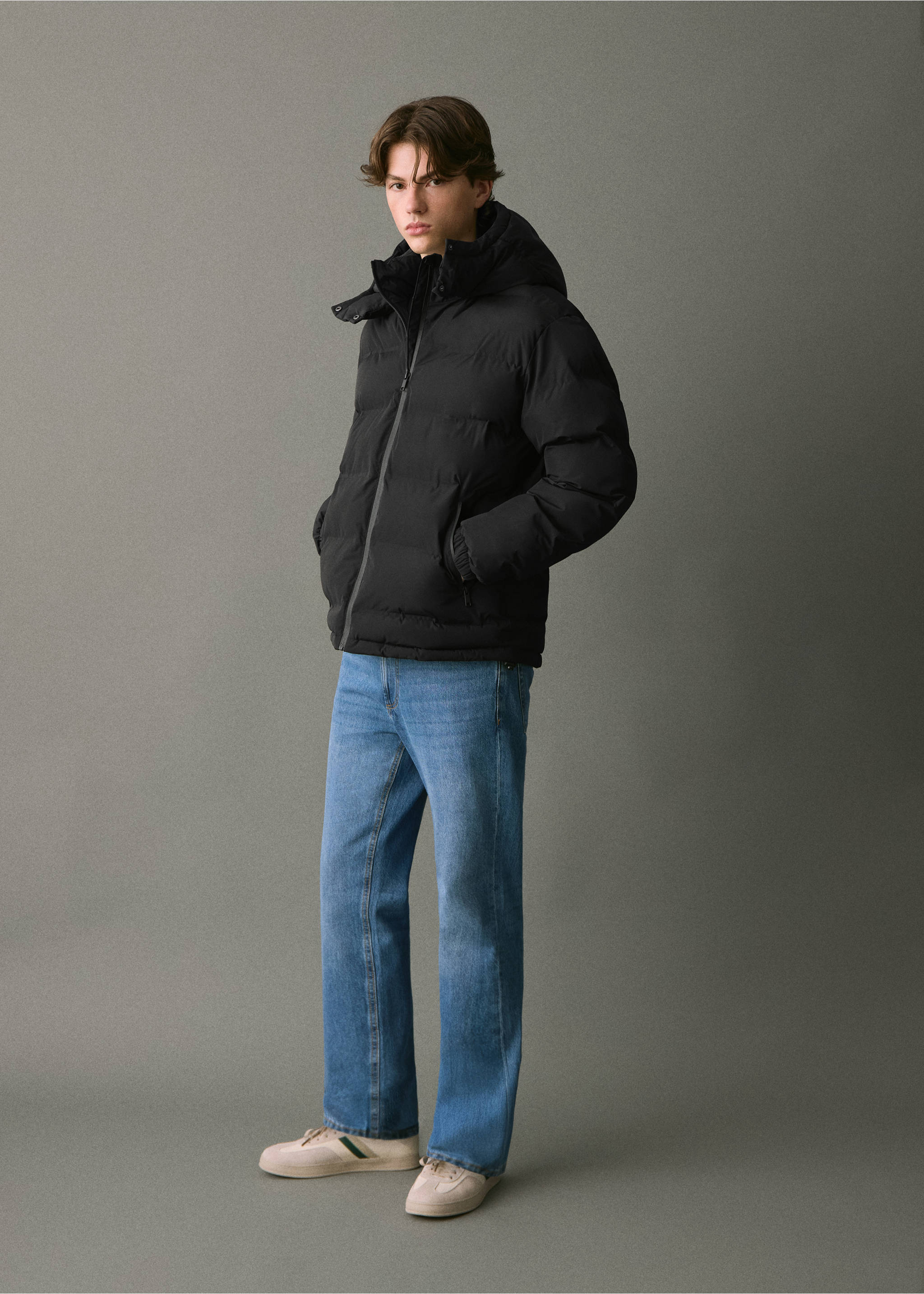 Anorak acolchado capucha - Plano general, Negro. Ref: 17046721-00.