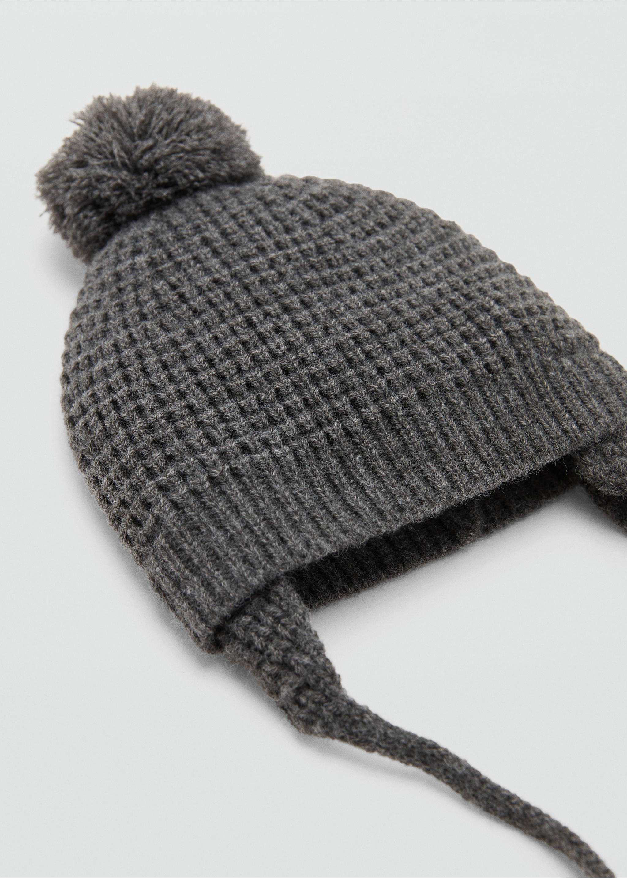 Knitted bobble hat - Medium plane, Charcoal. Ref: 17046735-00.