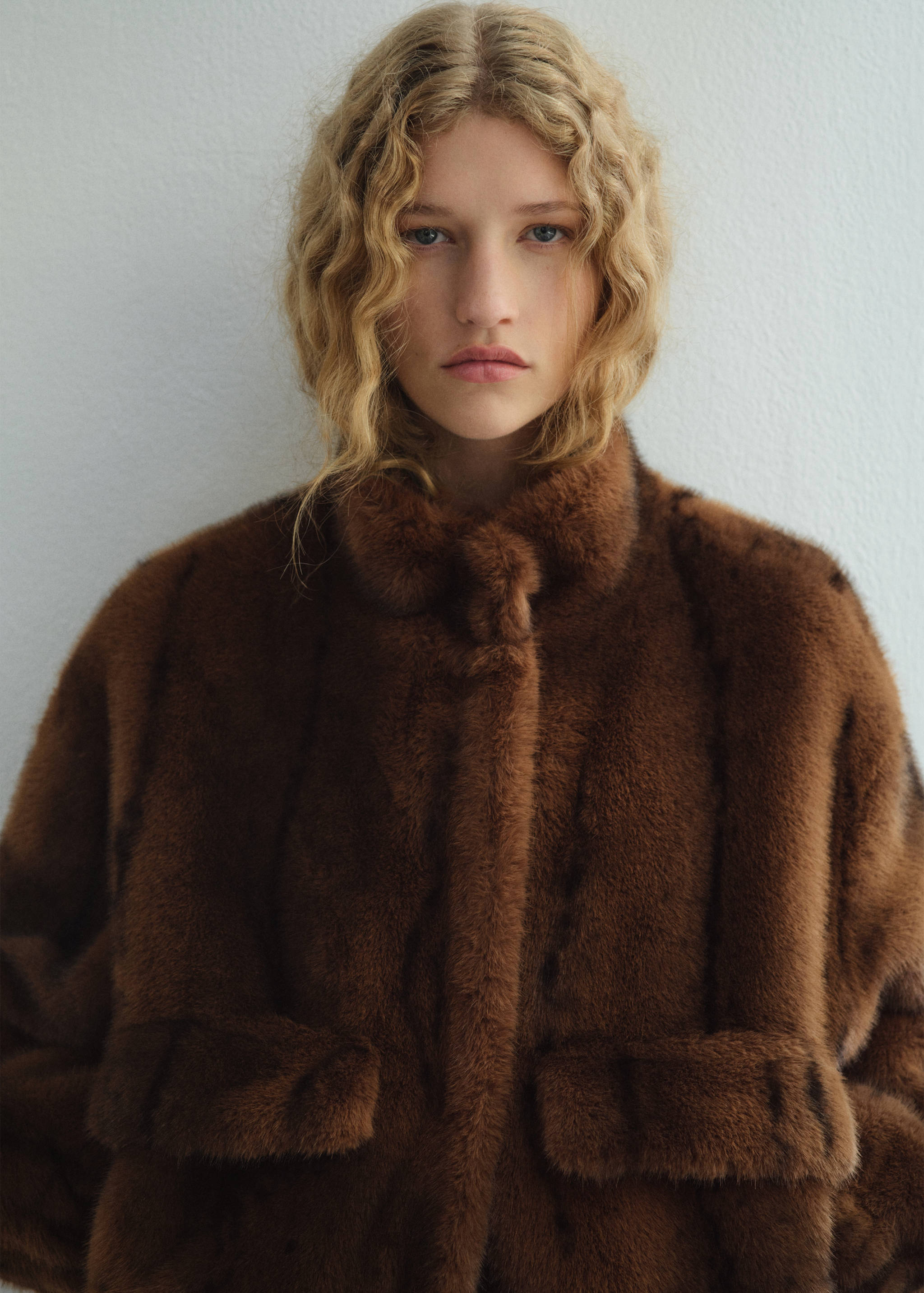 Faux-fur jacket with pockets - Medium plane