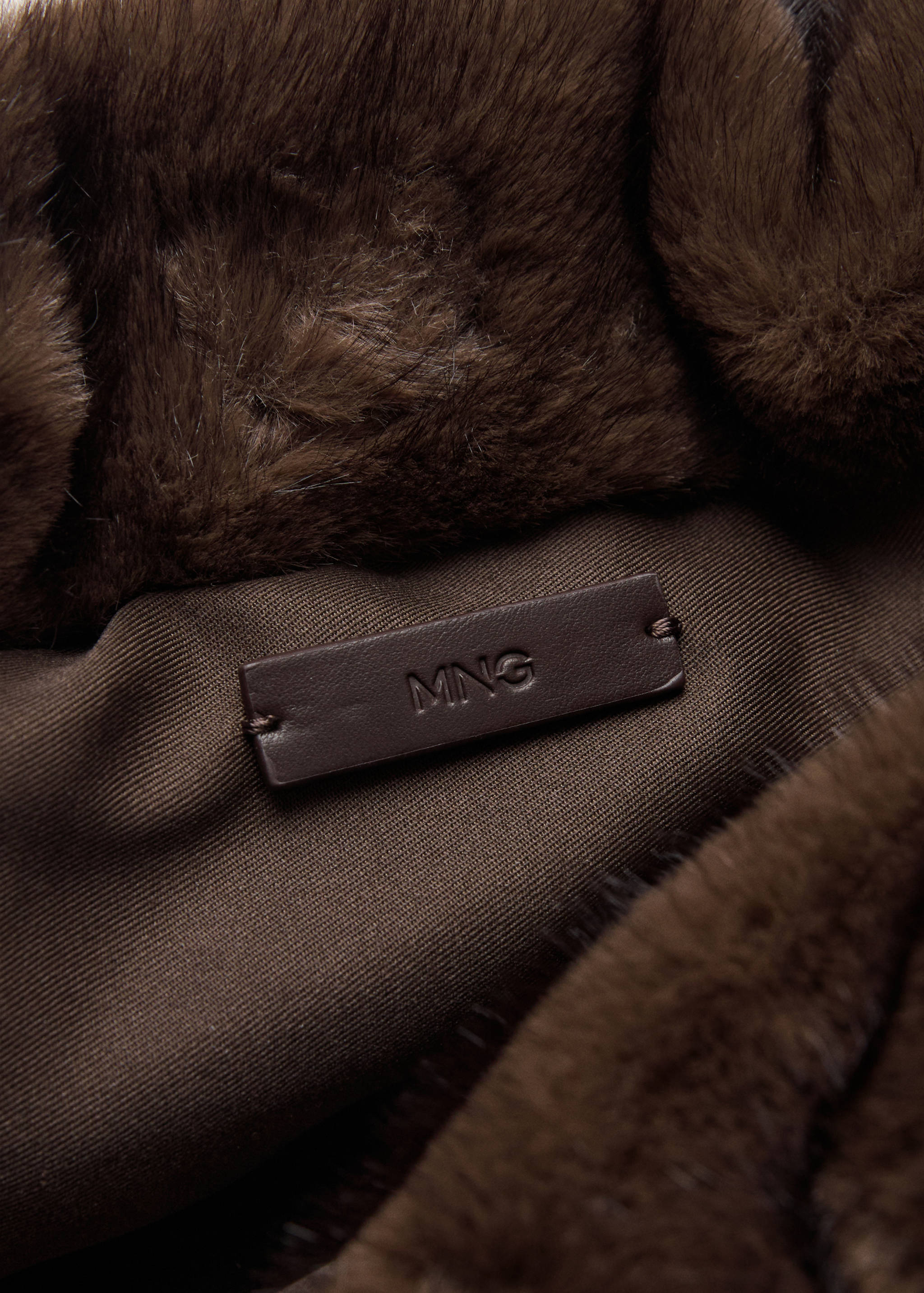 Клатч из искусственного меха - Деталь изделия 2