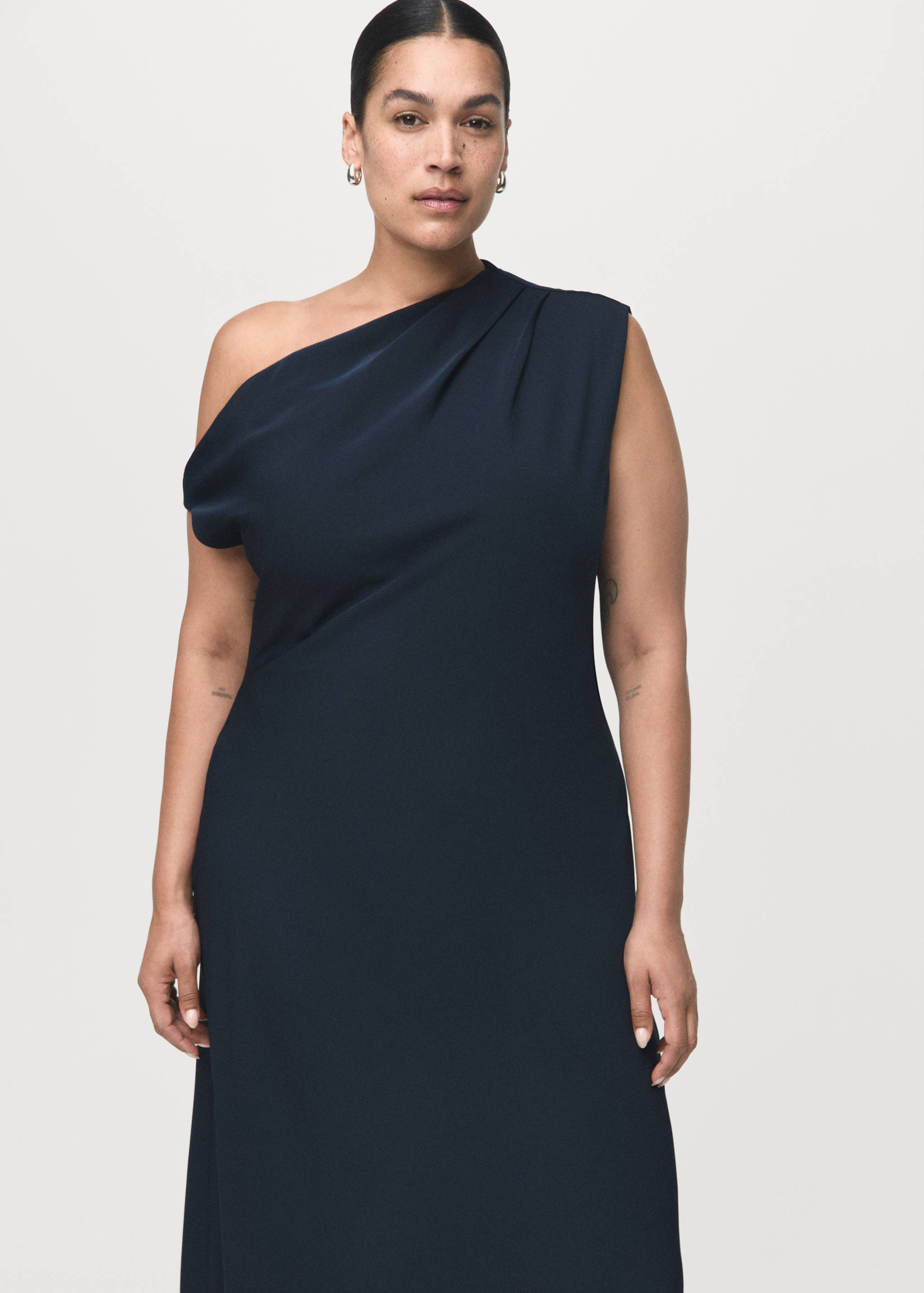 A-line dress with asymmetrical neckline - Details of the article 5