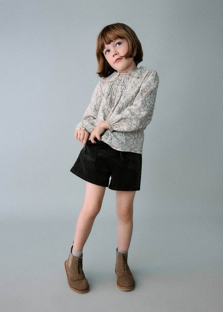 Slouchy corduroy shorts — Dark Green
