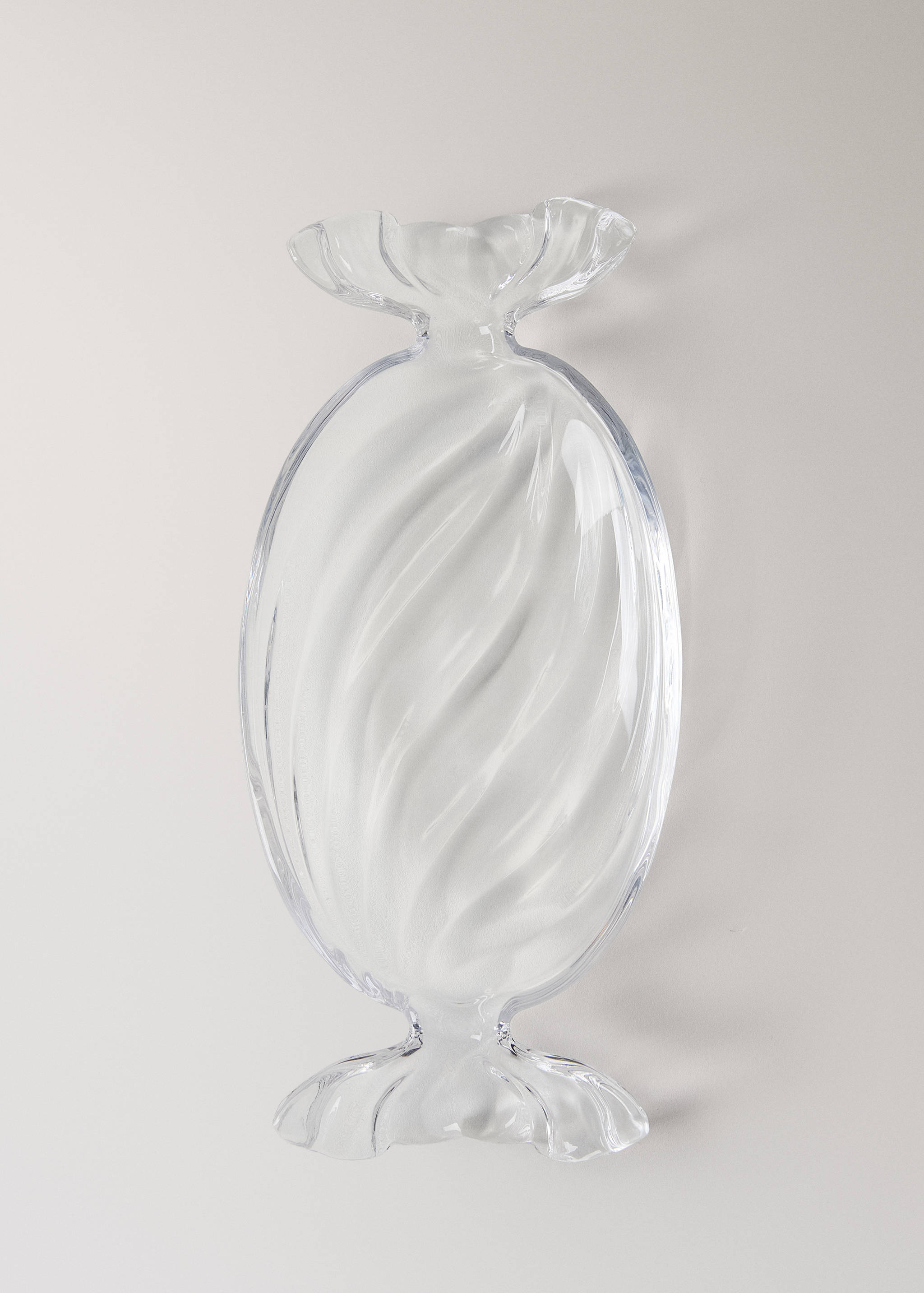 Glass tray with ribbon lines - Details of the article 3