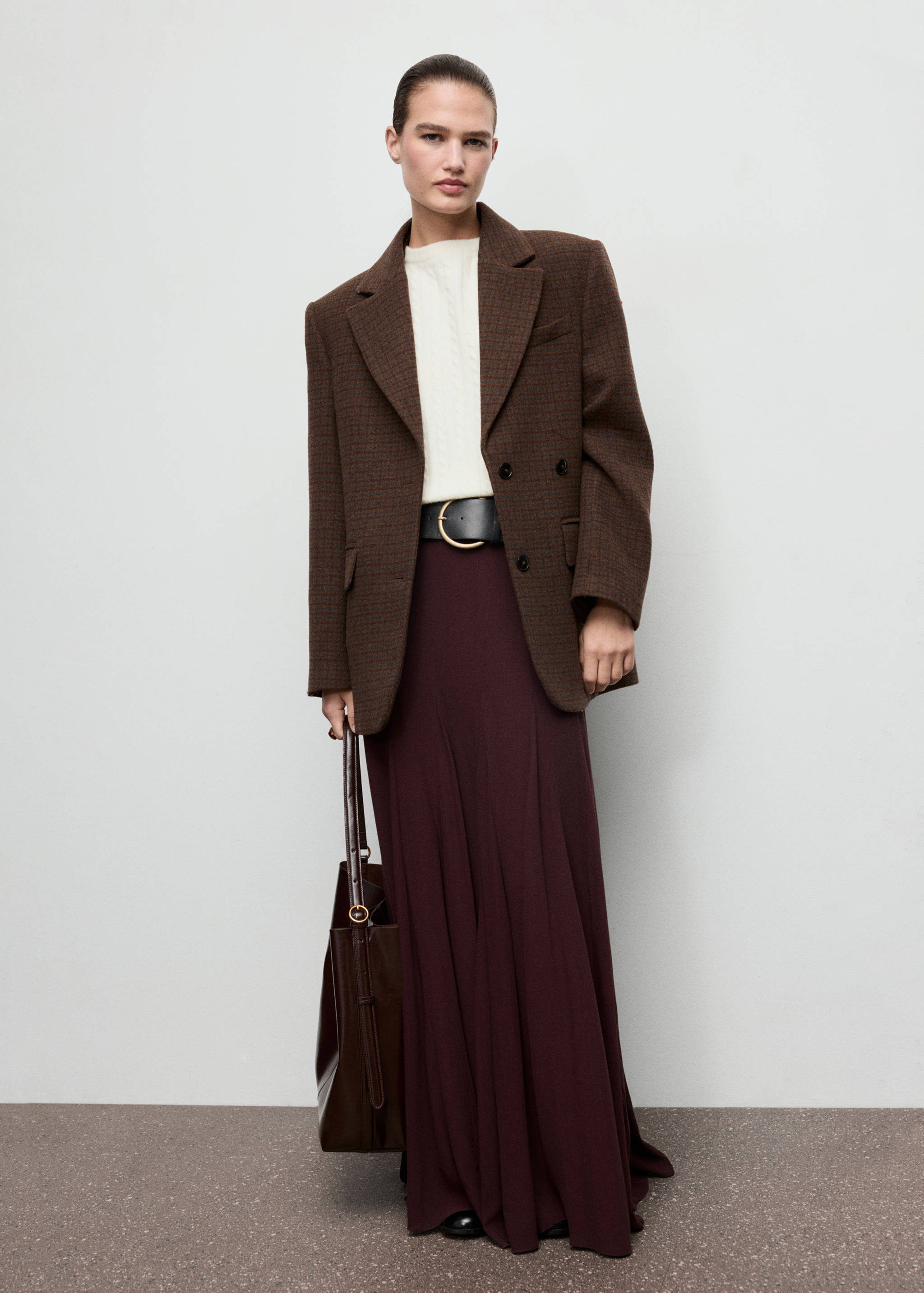 Short-sleeved cable-knit sweater - General plane