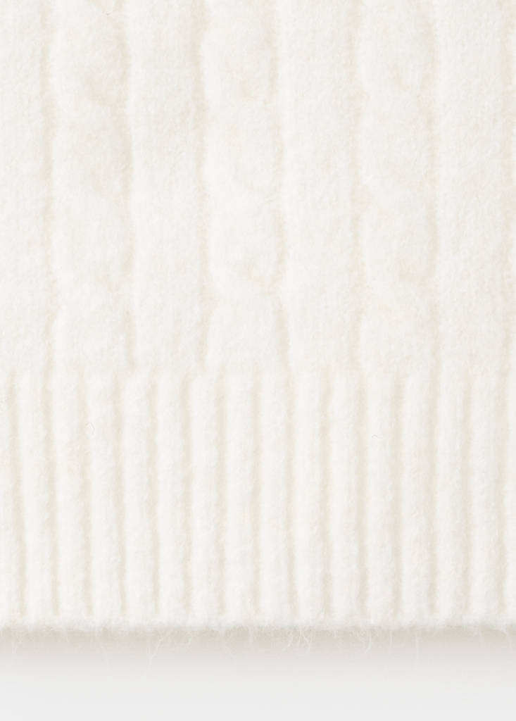 Short-sleeved cable-knit sweater — Ecru