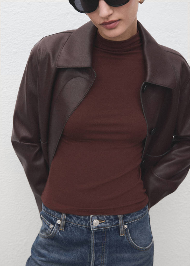 Turtleneck T-shirt — Brown