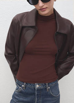 Turtleneck T-shirt — Brown 4