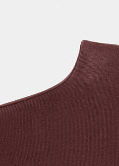 Turtleneck T-shirt — Brown 10