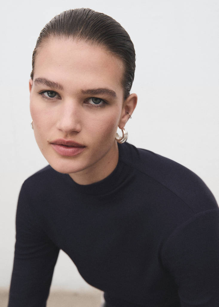 Turtleneck T-shirt — Navy