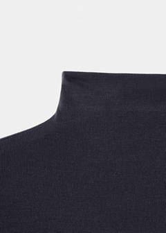 Turtleneck T-shirt — Navy 9