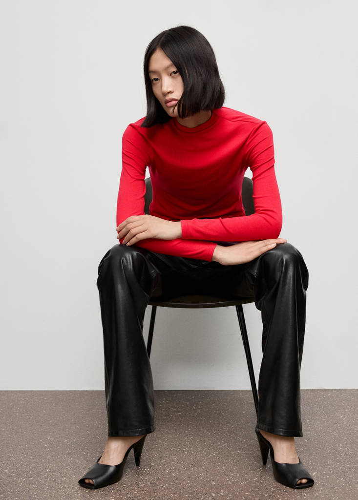 Turtleneck T-shirt — Red