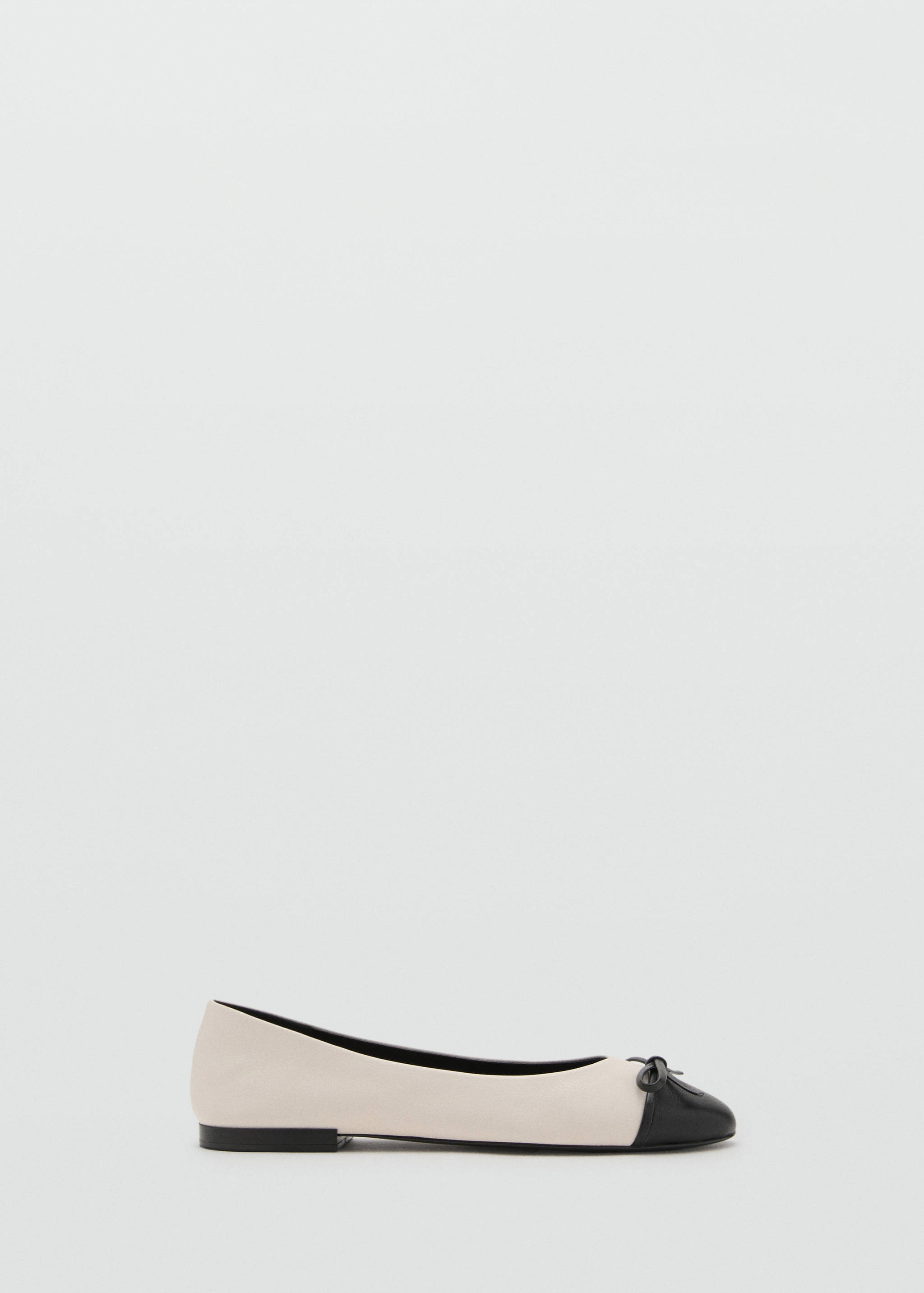 Leather ballet flats with bow - Article without model