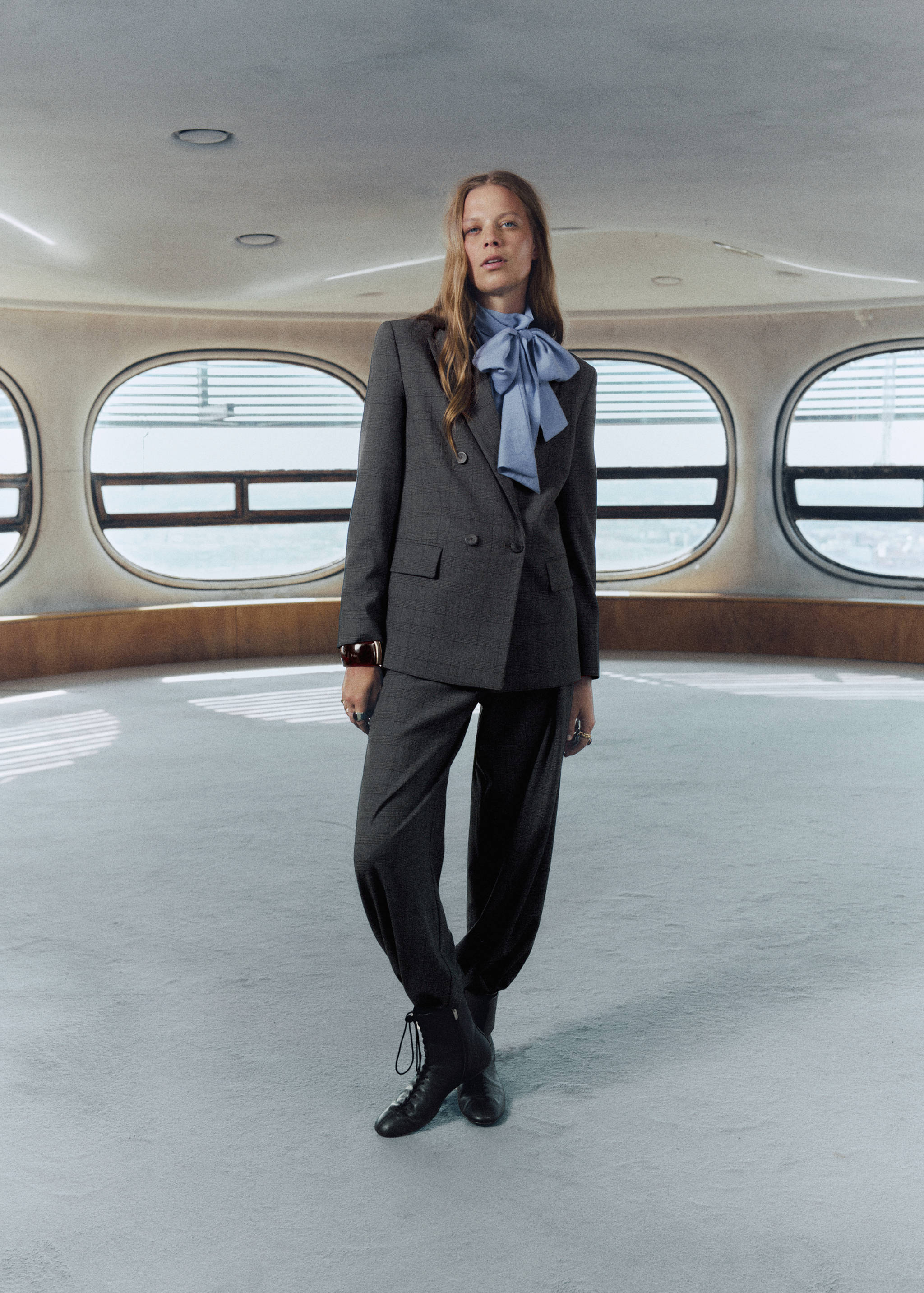 Double-breasted check suit jacket - General plane