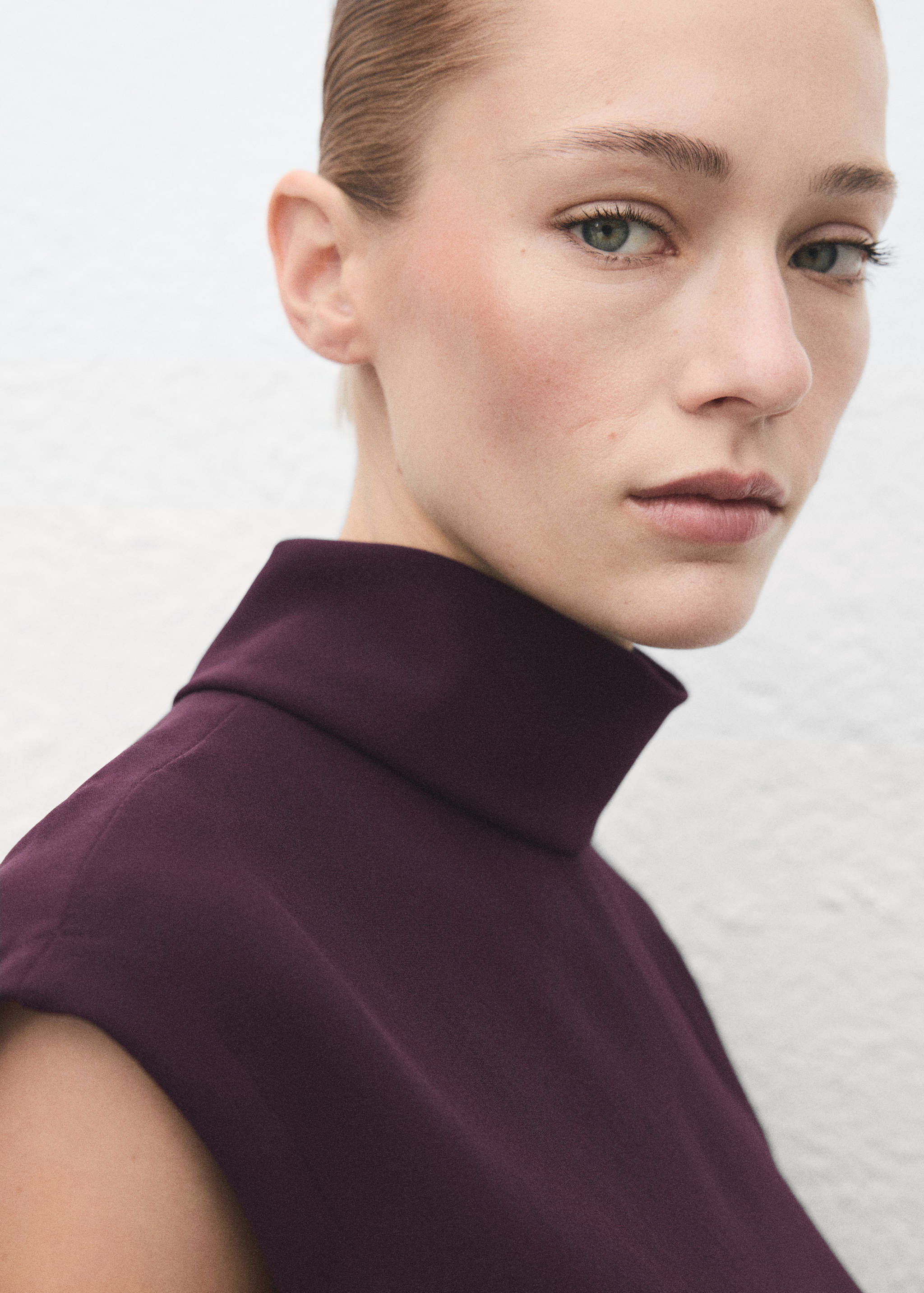 Turtleneck wrap dress - Details of the article 6