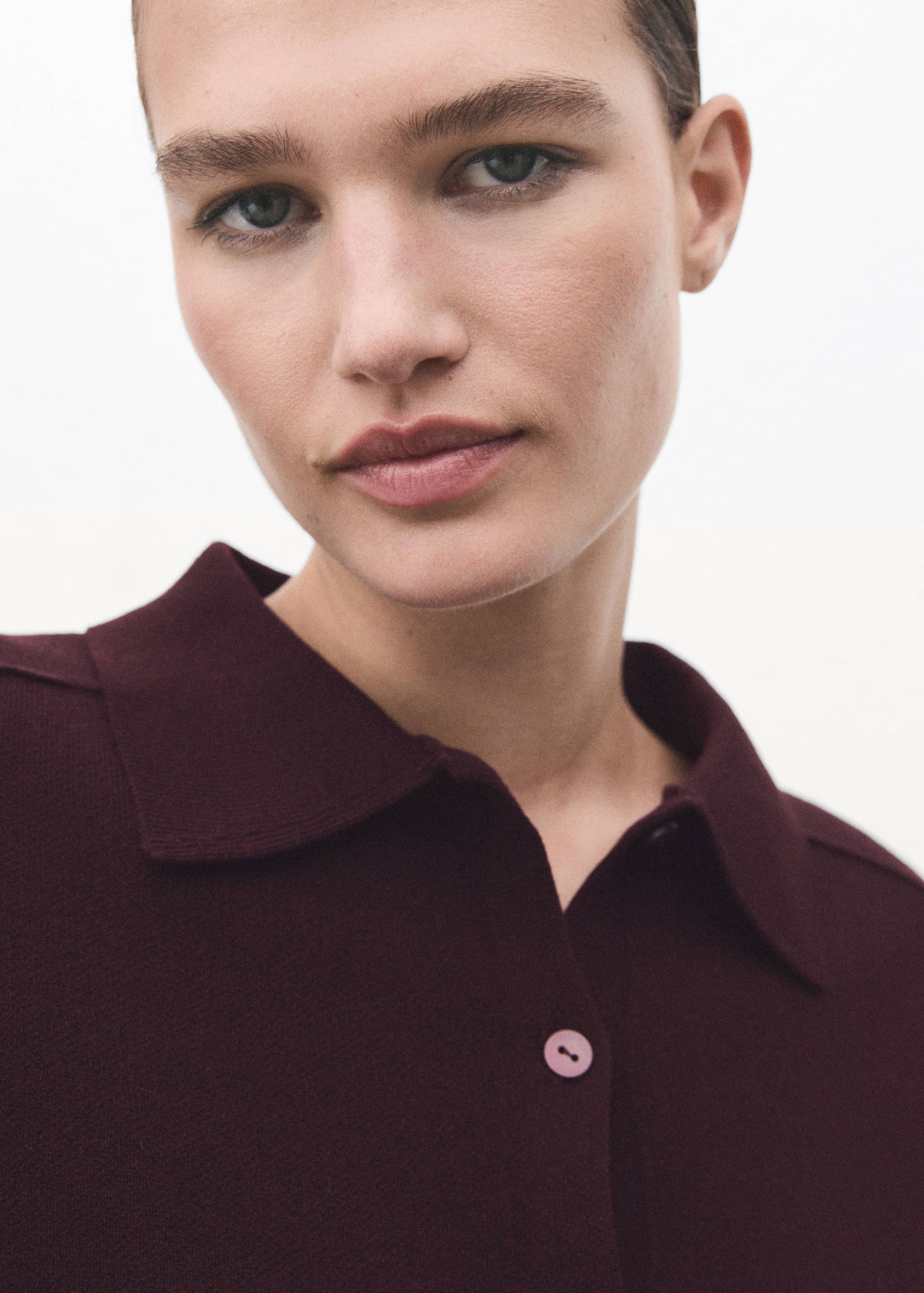 Cardigan with shirt collar - Details of the article 1