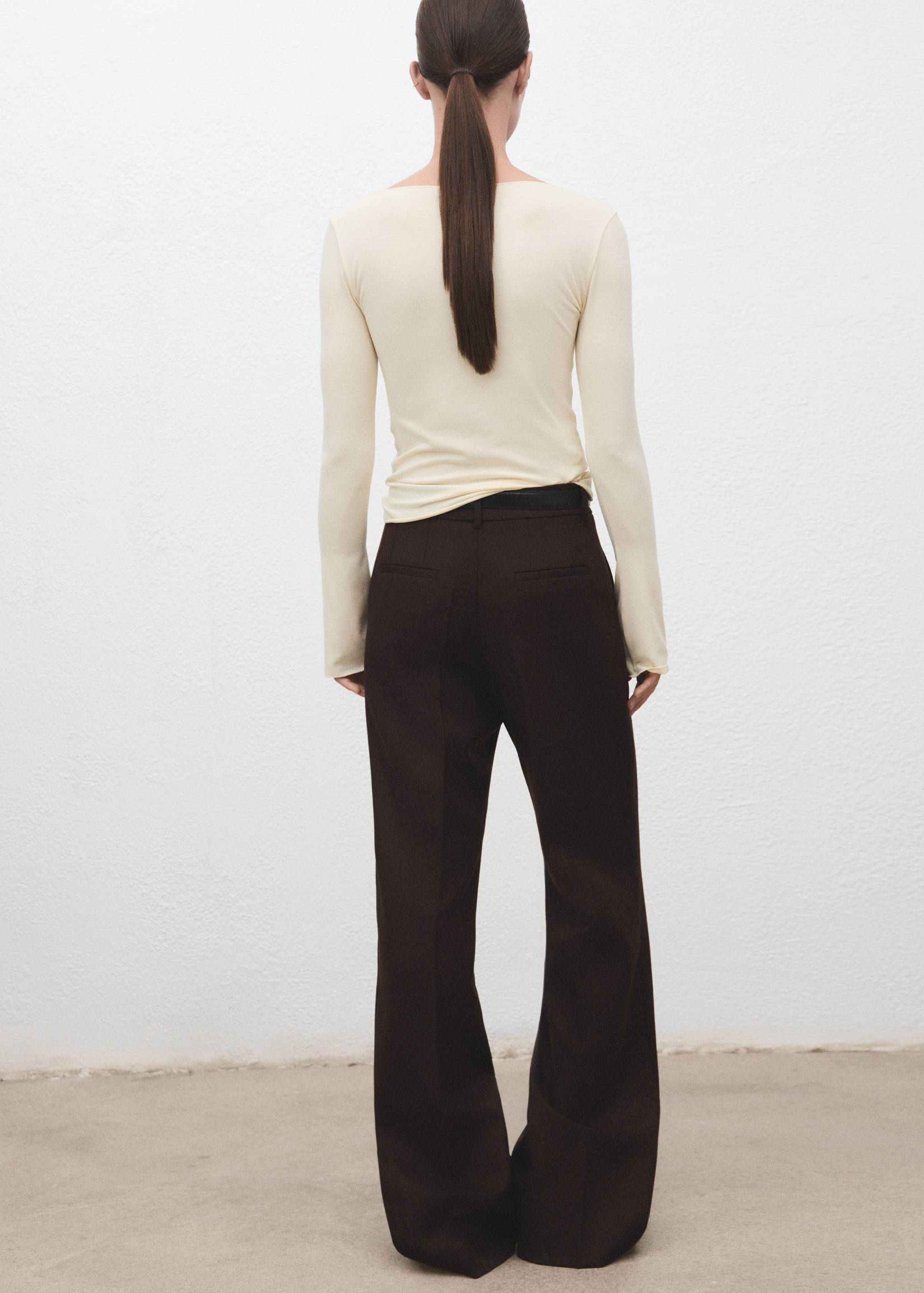 Boat neck t-shirt - Reverse of the article