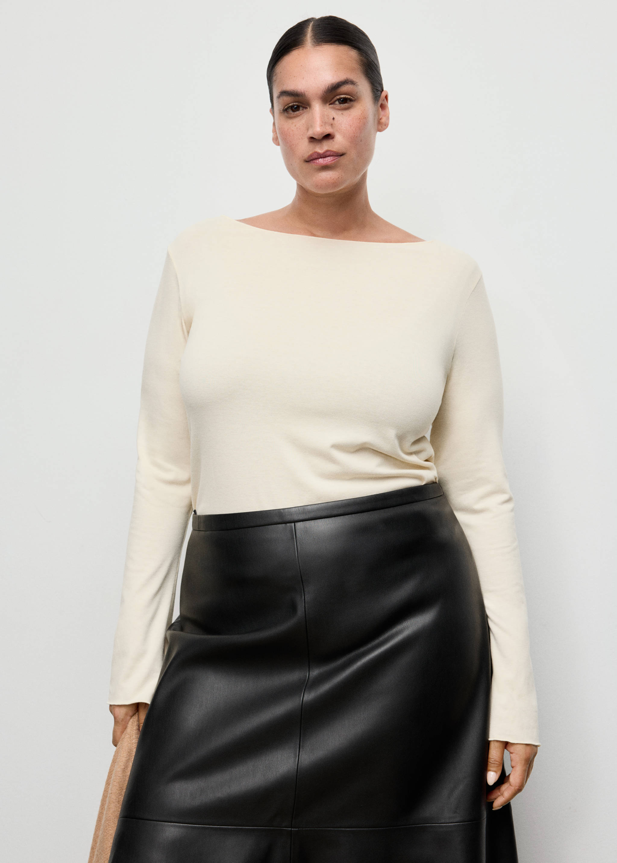 Boat neck t-shirt - Details of the article 5