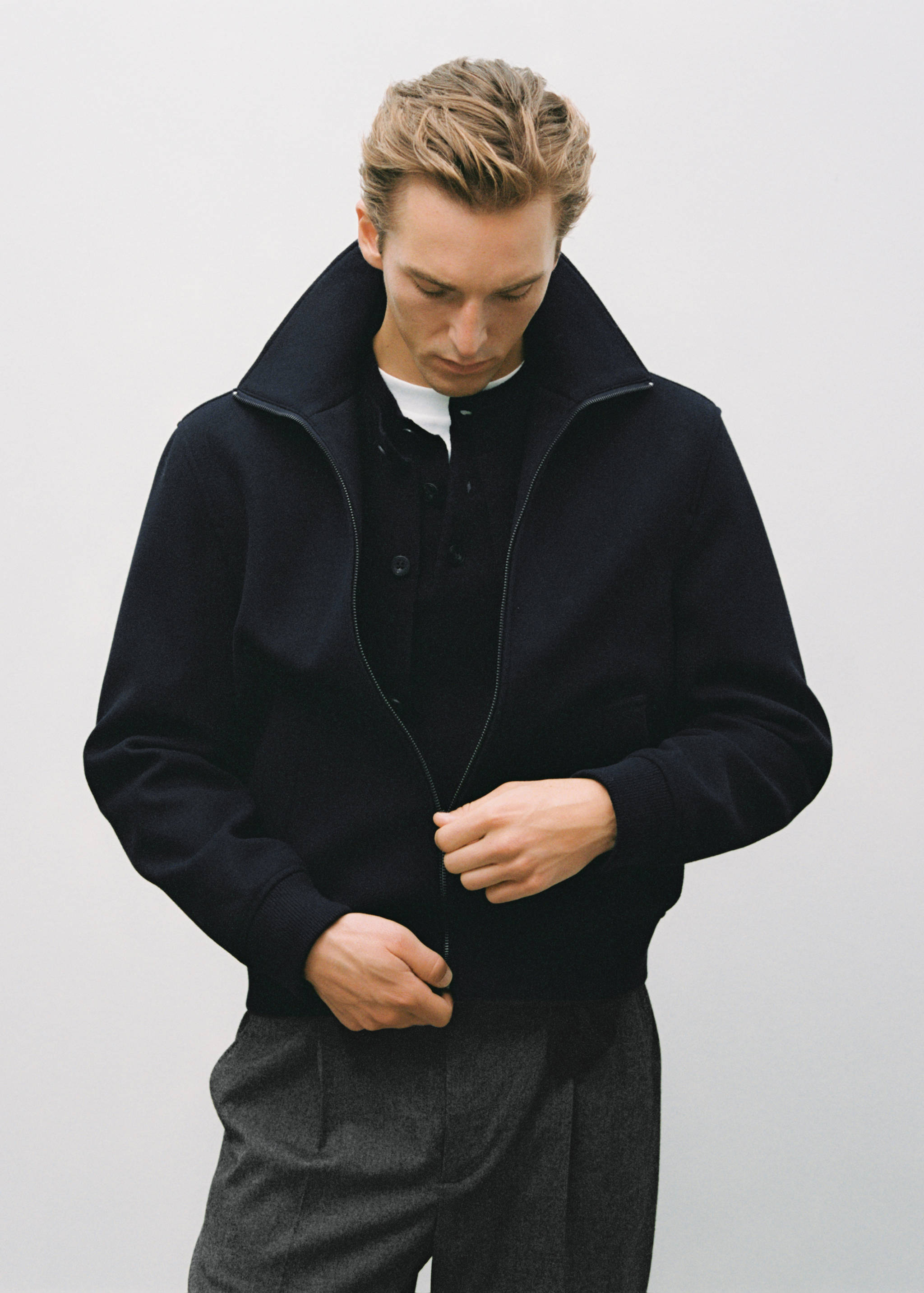 Zip textured jacket - Details of the article 3