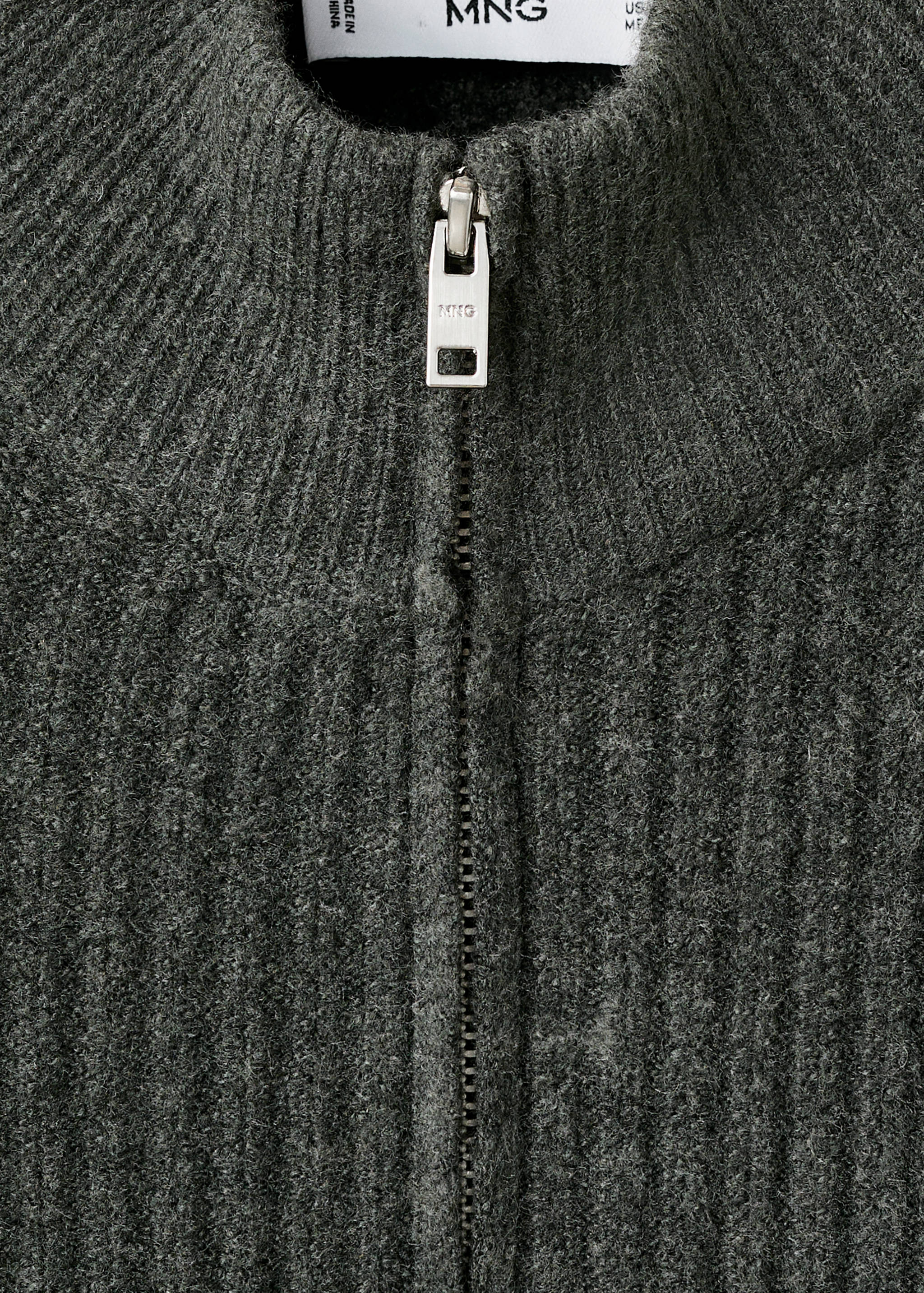 Ribbed-knit cardigan with zip - Details of the article 8