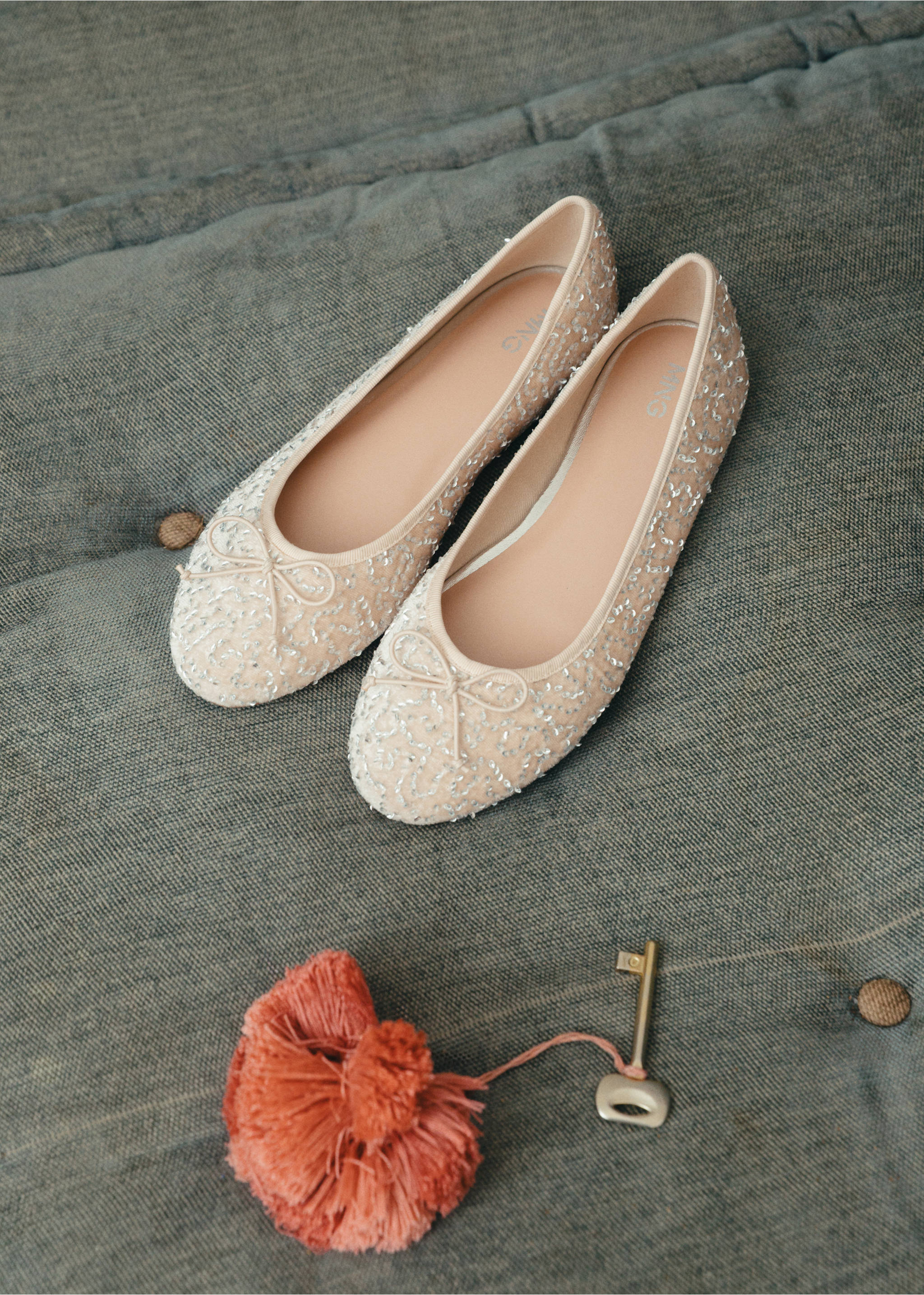 Ballerines brillante à nœud - Détail de l'article 5, Rose pastel. Ref: 17047900-00.