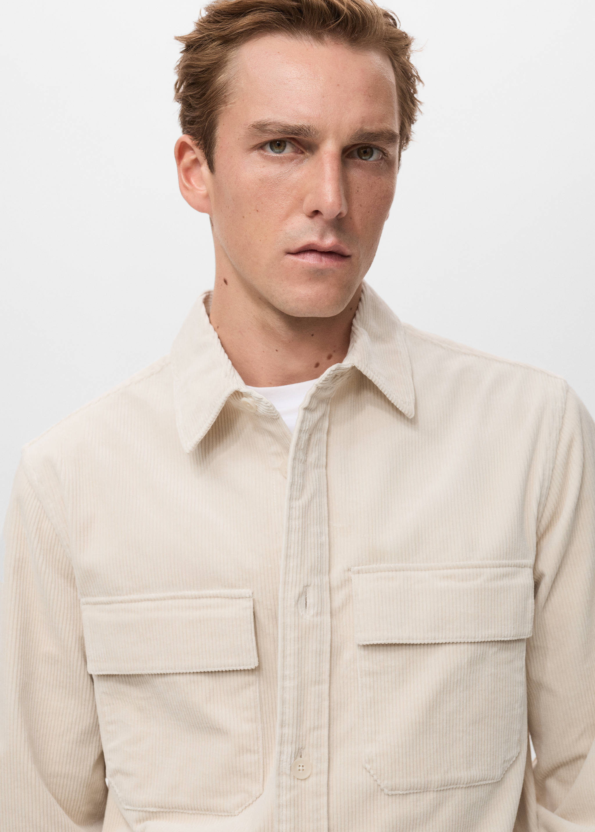 Corduroy overshirt with pockets - Details of the article 1