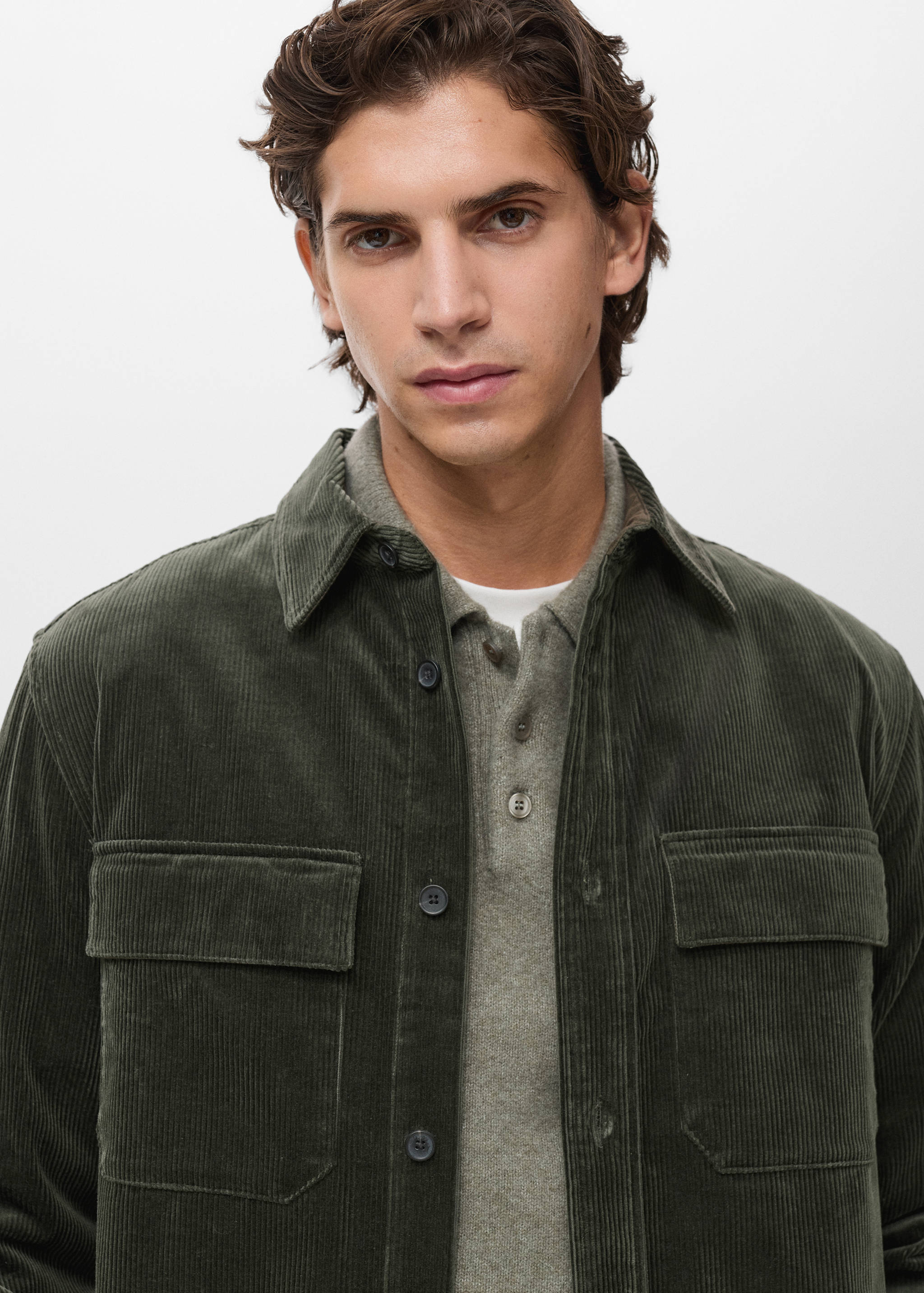 Corduroy overshirt with pockets - Details of the article 1