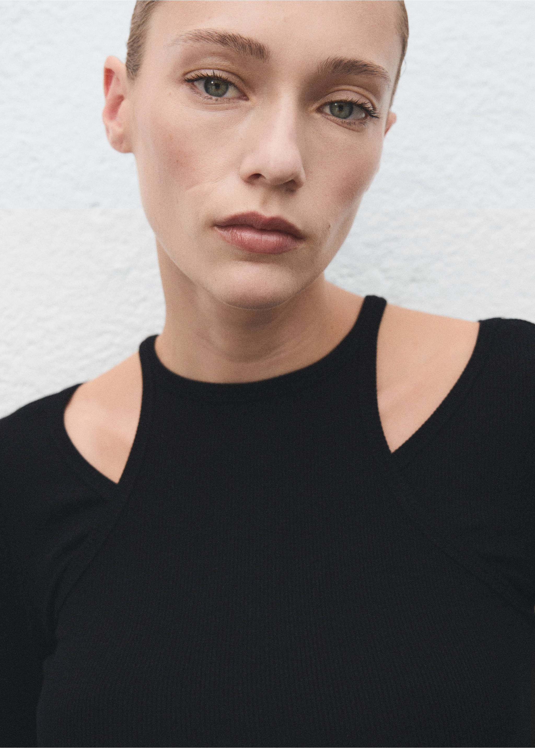 Ribbed combined t-shirt - Details of the article 1, Black. Ref: 17047910-00.