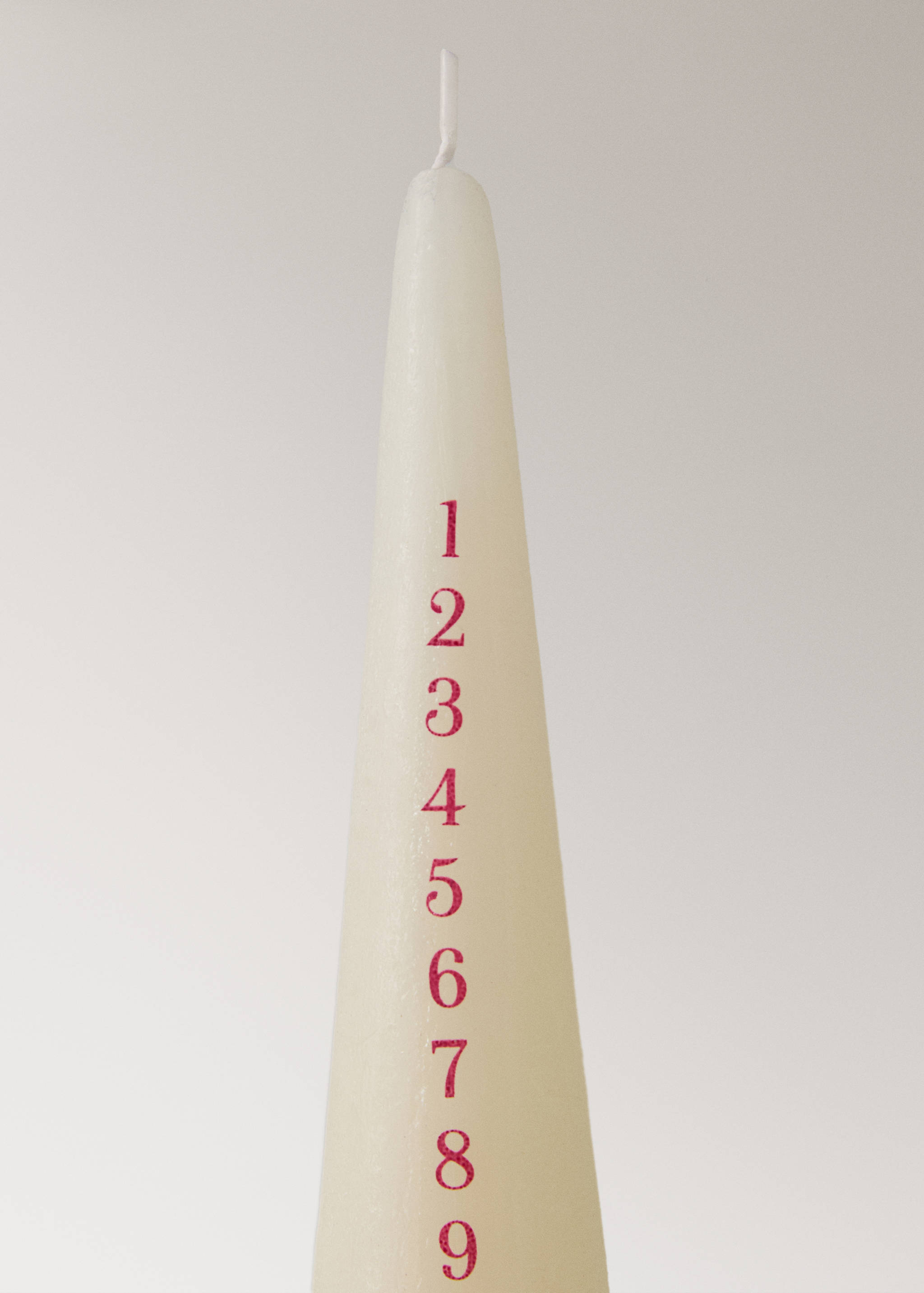 Decorative calendar candle - Details of the article 1