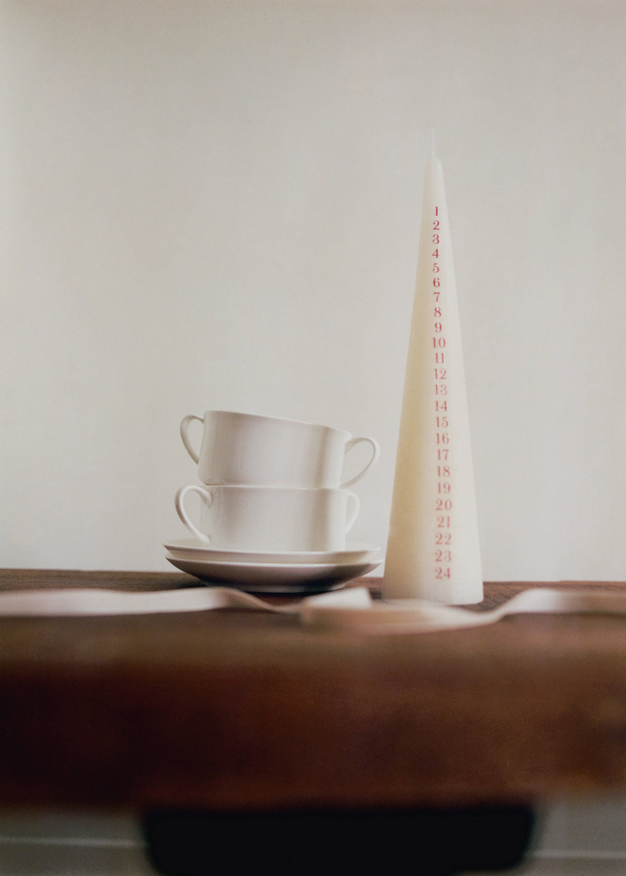 Decorative calendar candle - Details of the article 6