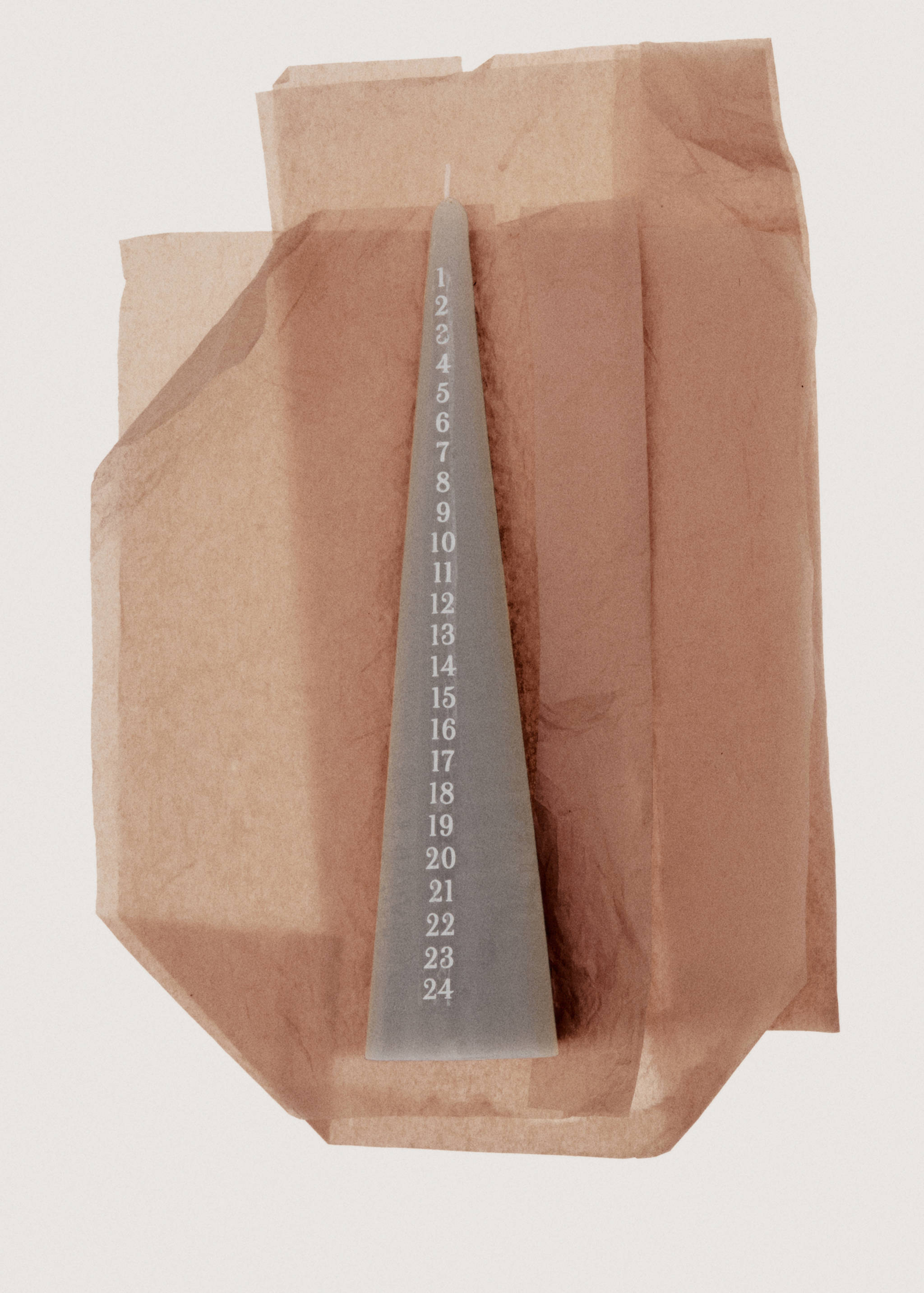 Decorative calendar candle - Details of the article 7