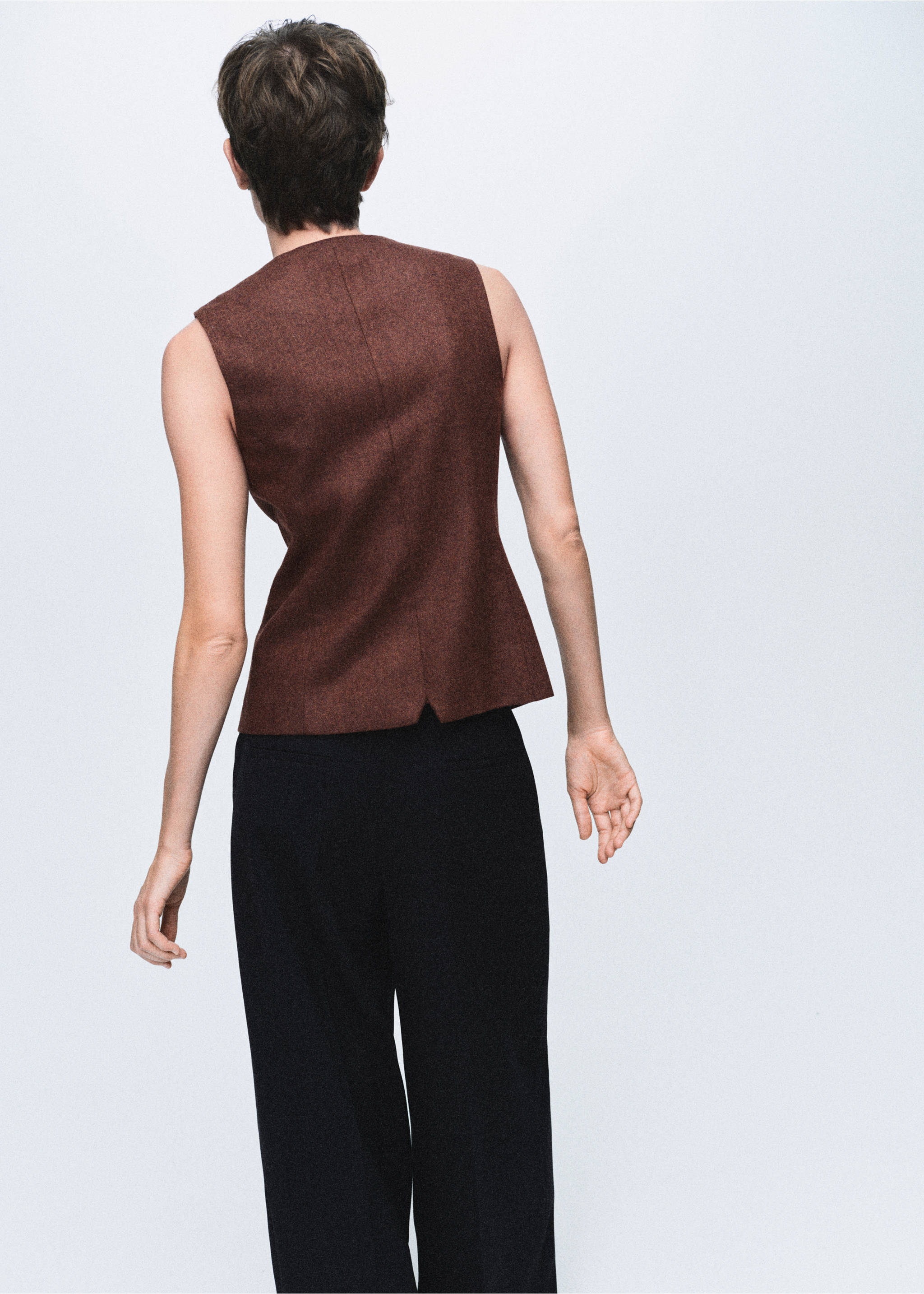 Gilet laine boutons - Verso de l’article, Tabac. Ref: 17047912-00.