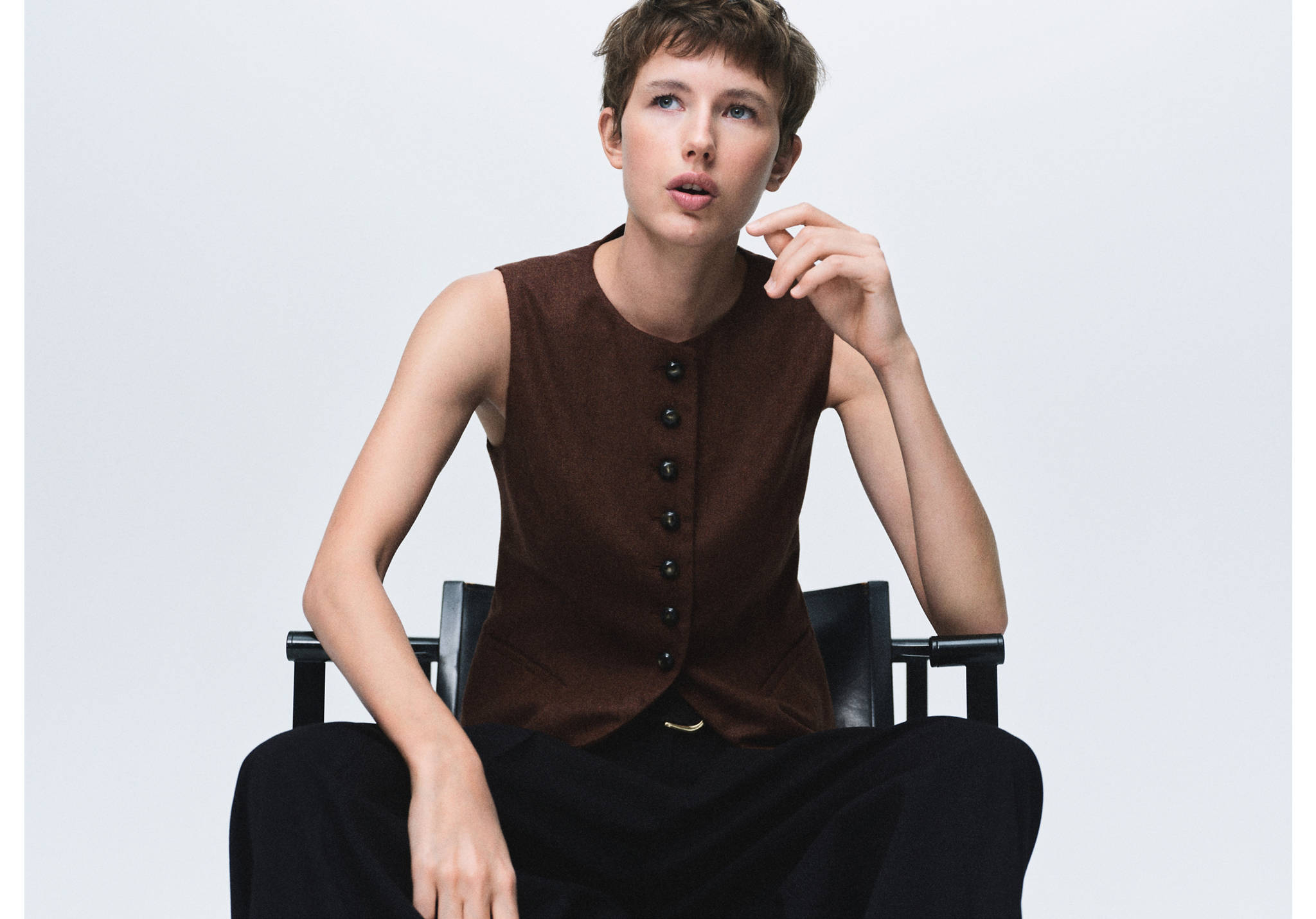 Wool-blend gilet with buttons - Panoramic plane