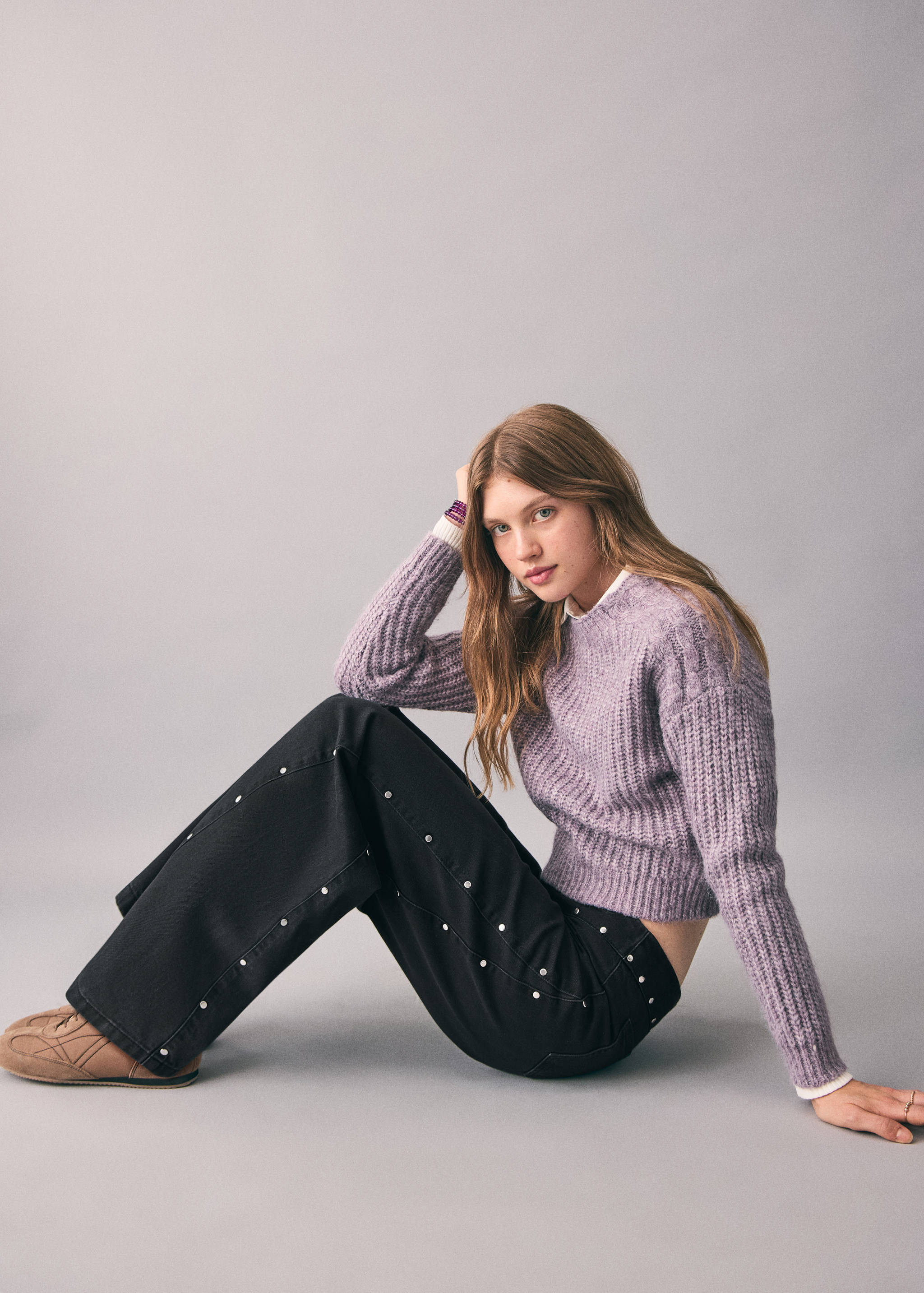 Wide leg jeans with studs - Details of the article 2